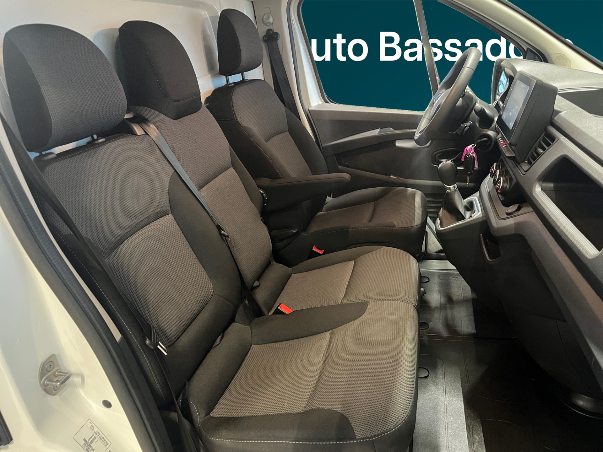 RENAULT Trafic 2024