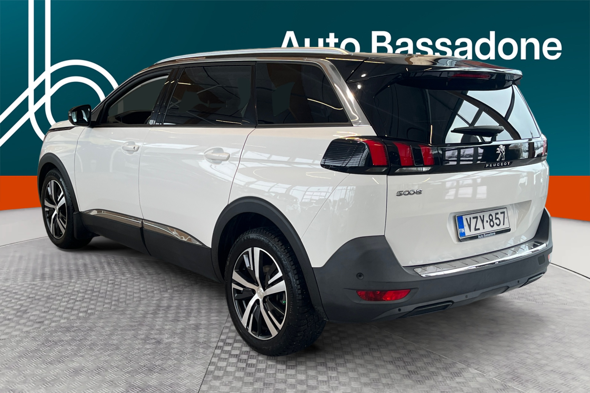 PEUGEOT 5008 2018