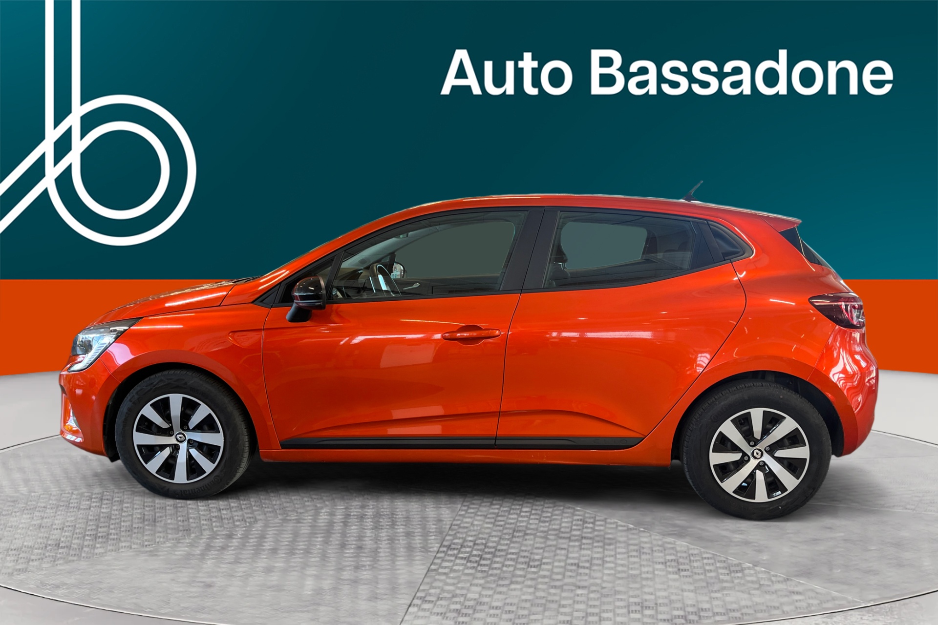 RENAULT Clio 2023