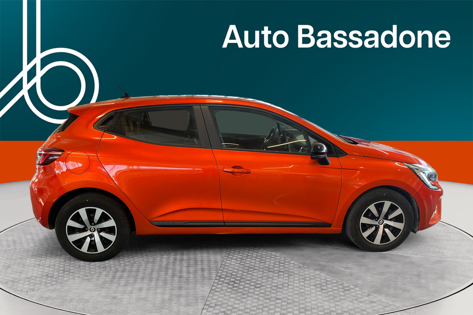 RENAULT Clio 2023