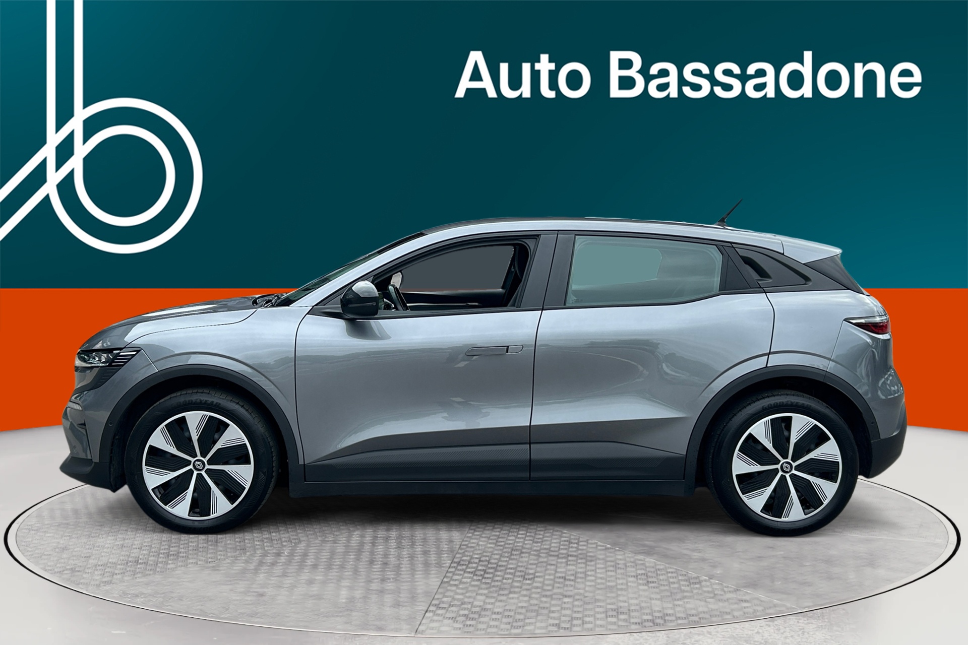 RENAULT Megane 2023
