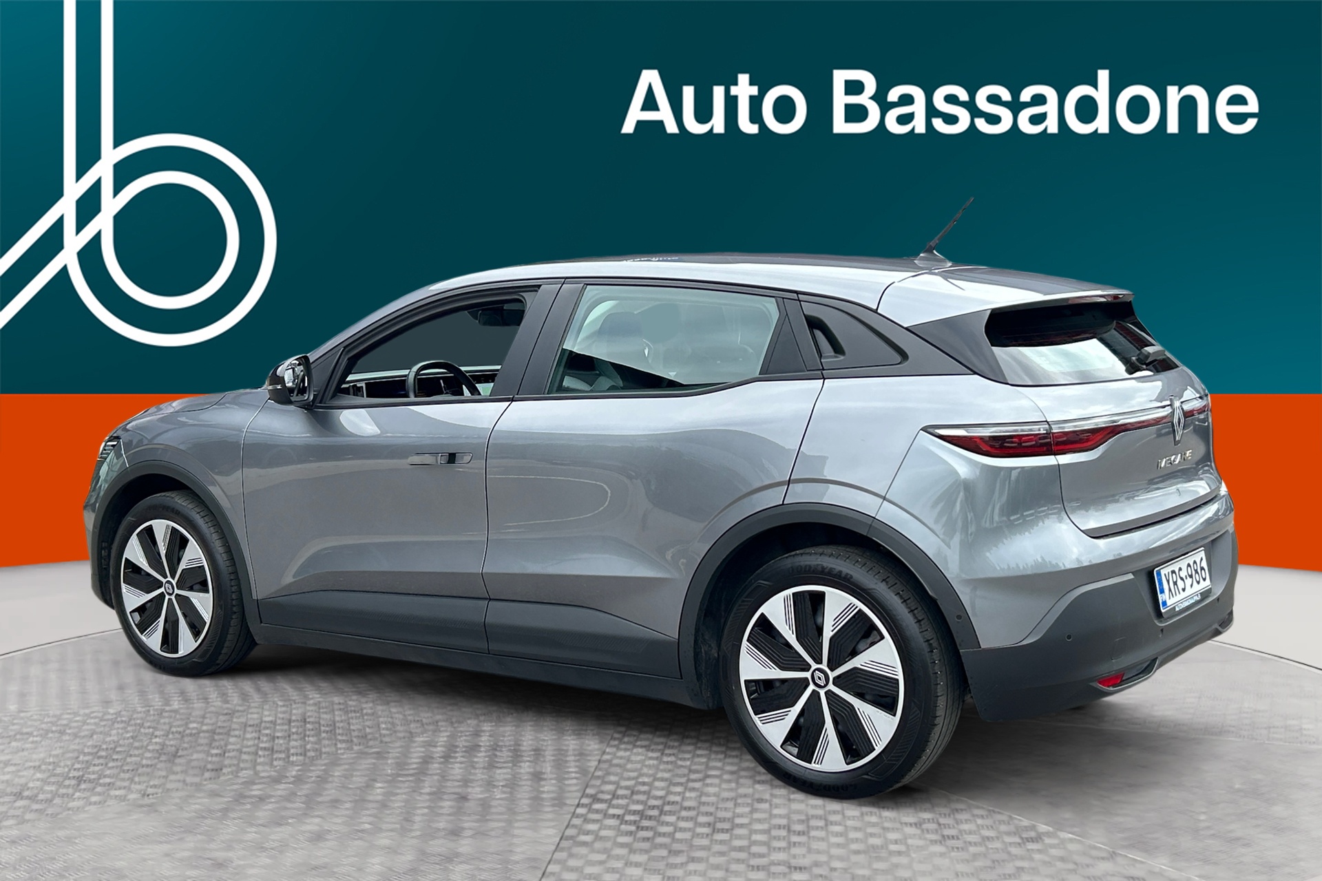 RENAULT Megane 2023