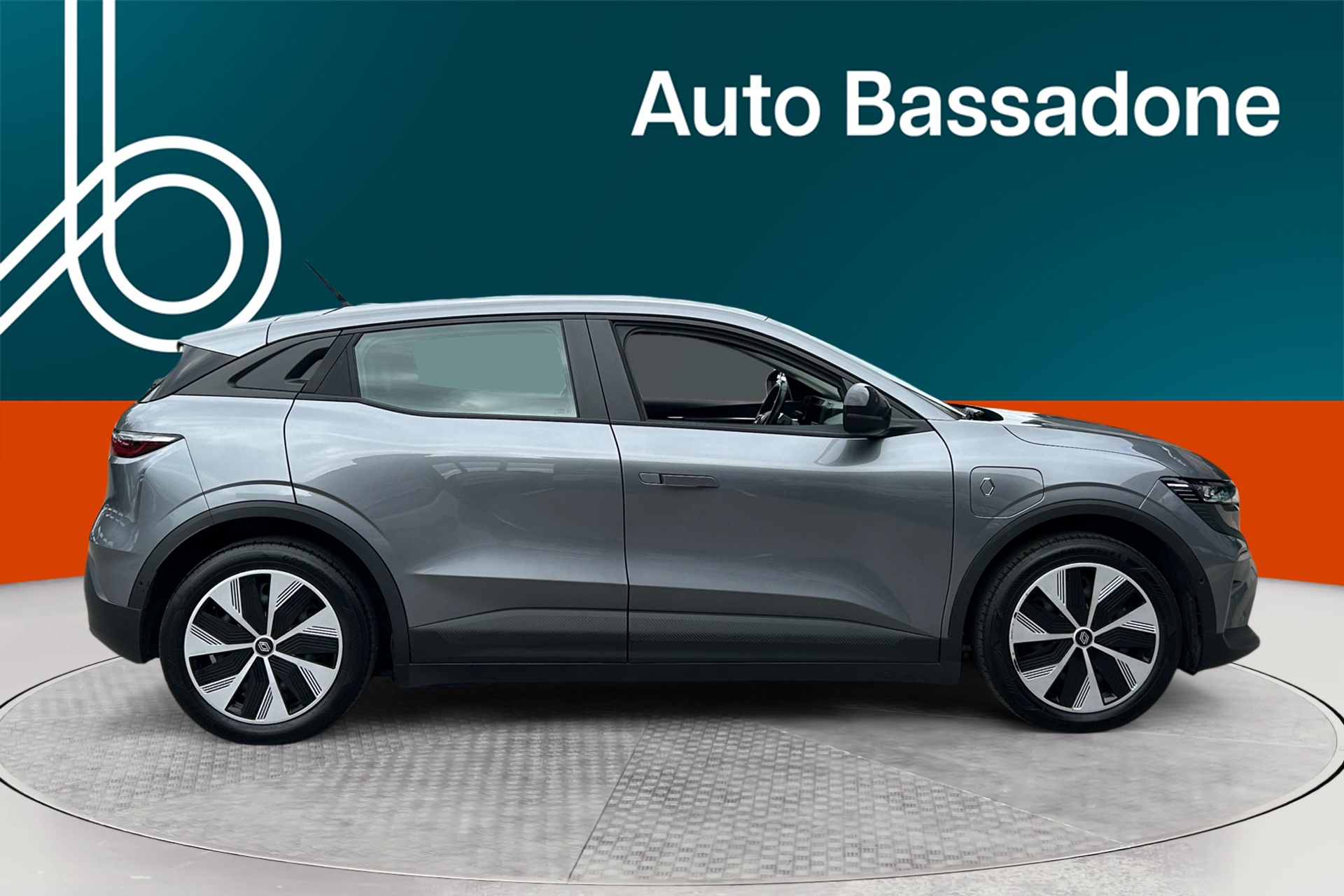 RENAULT Megane 2023