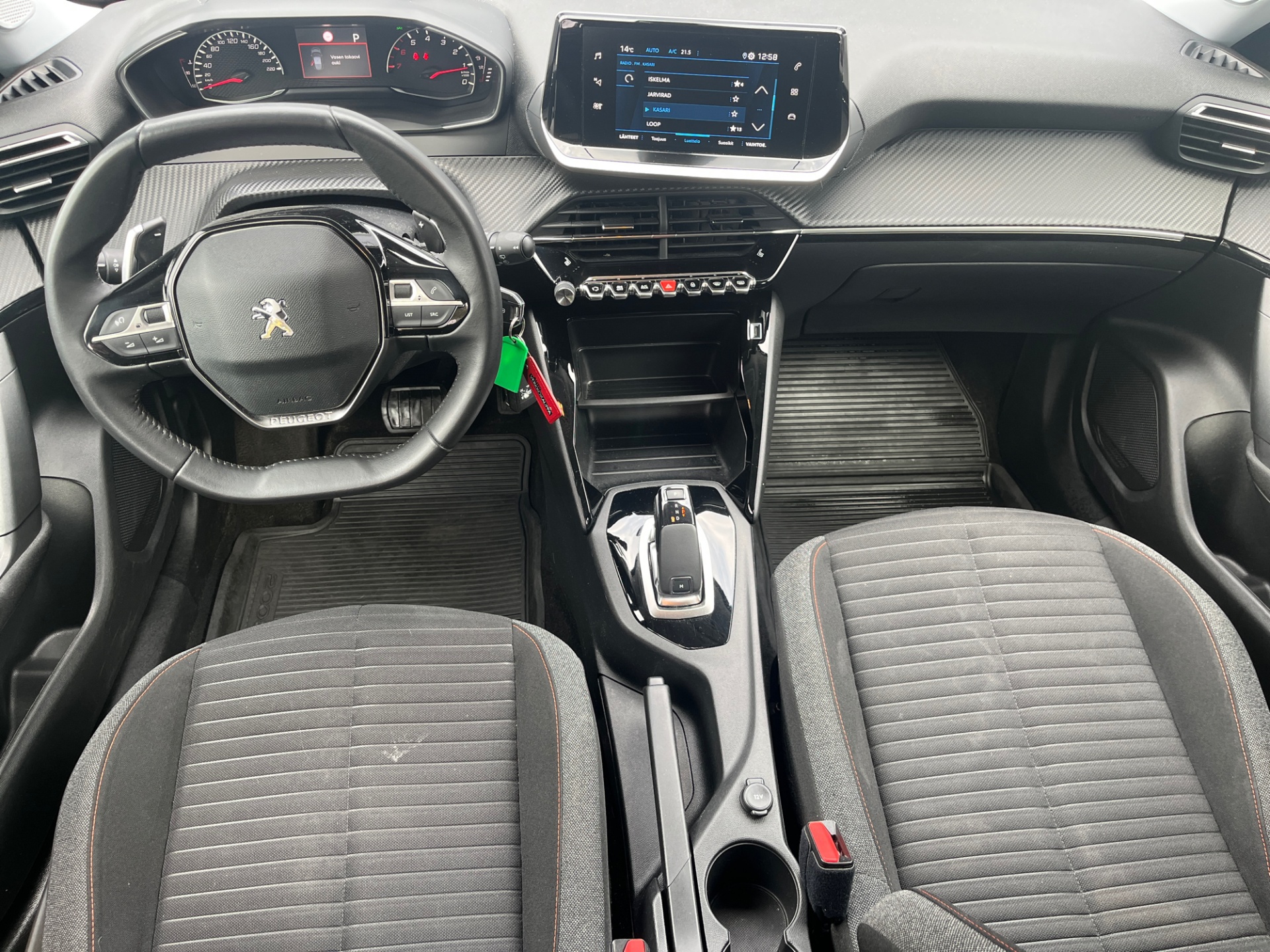 PEUGEOT 2008 2021