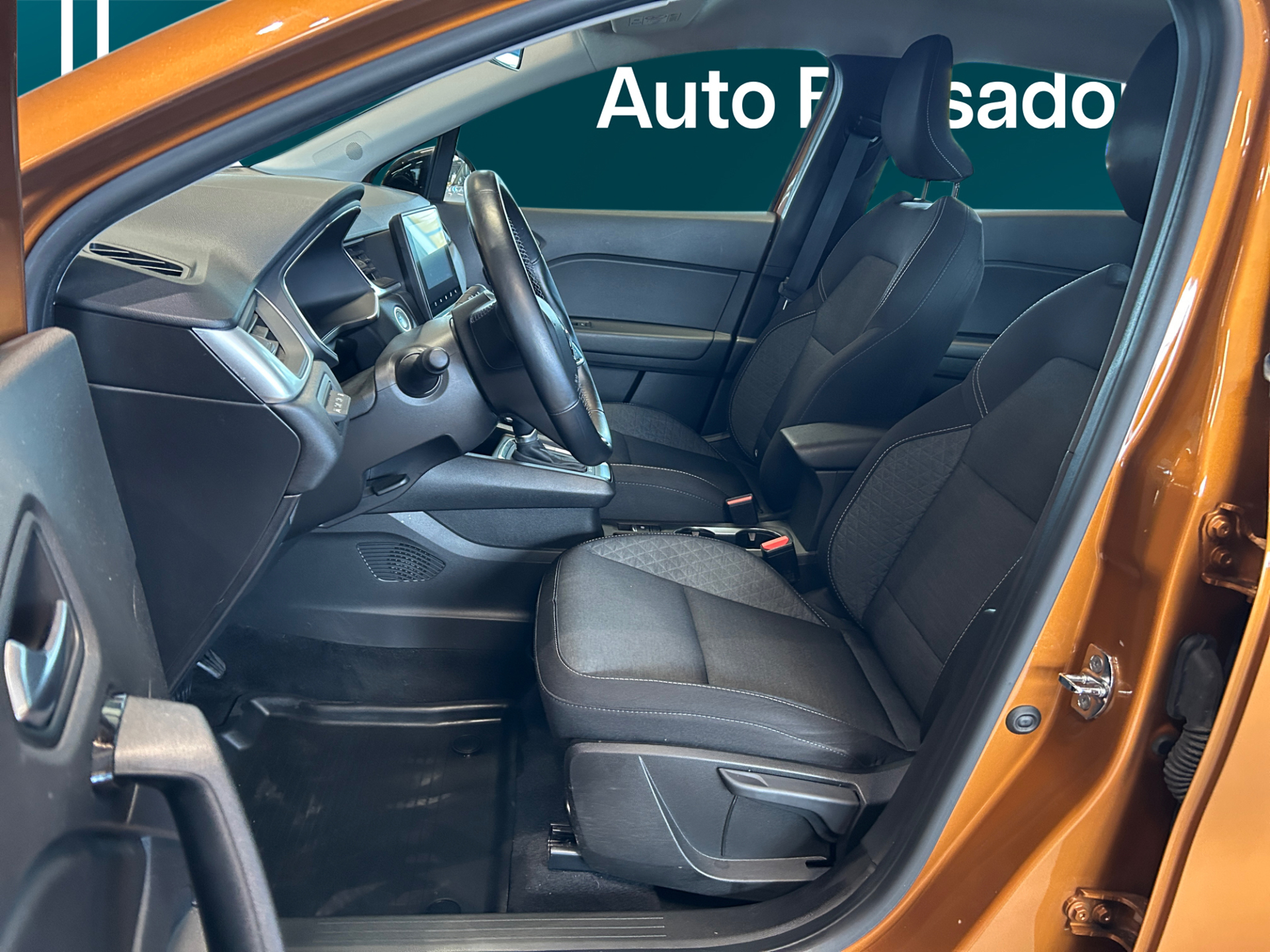 RENAULT Captur 2022