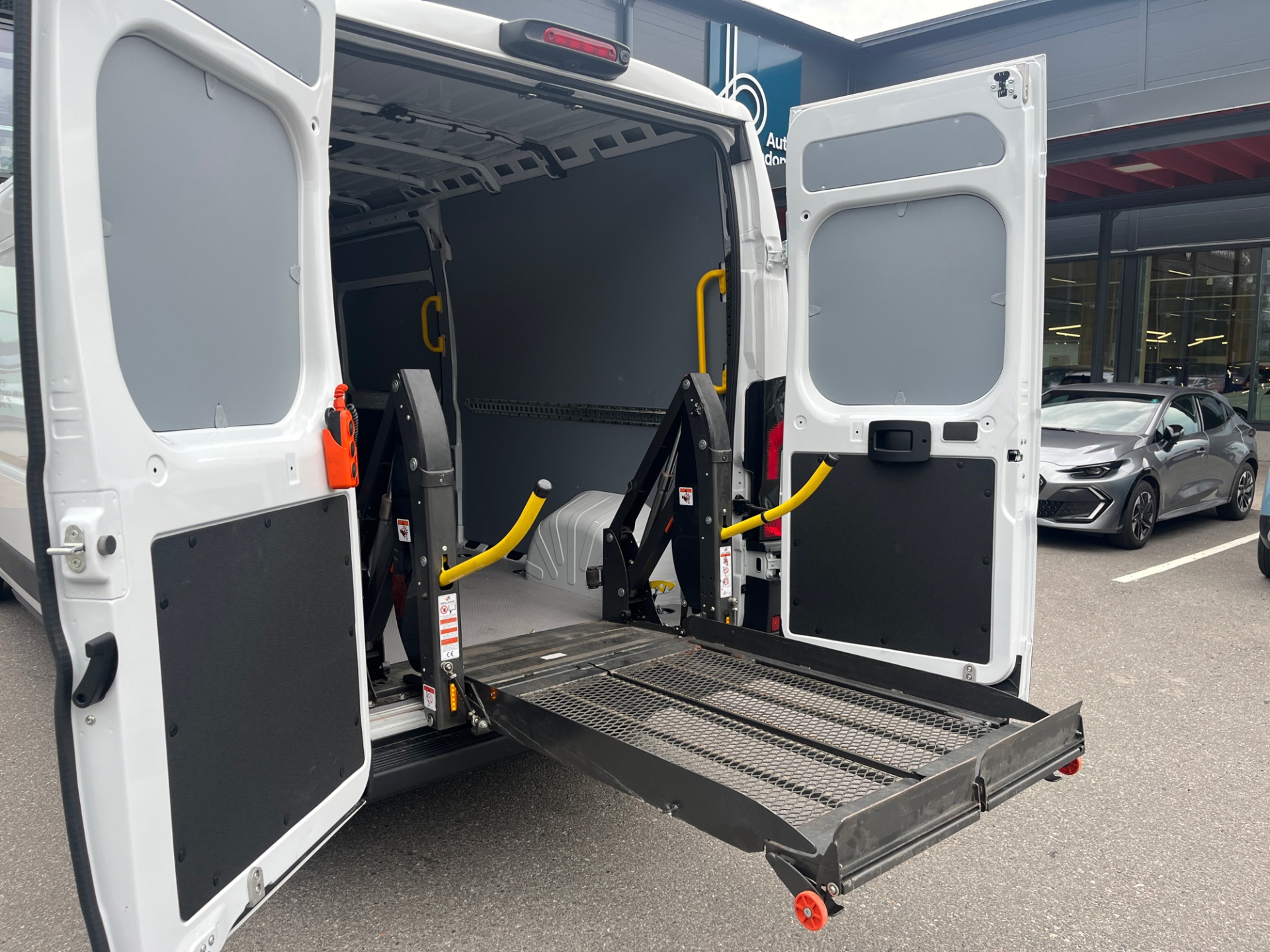 TOYOTA Proace MAX 2025