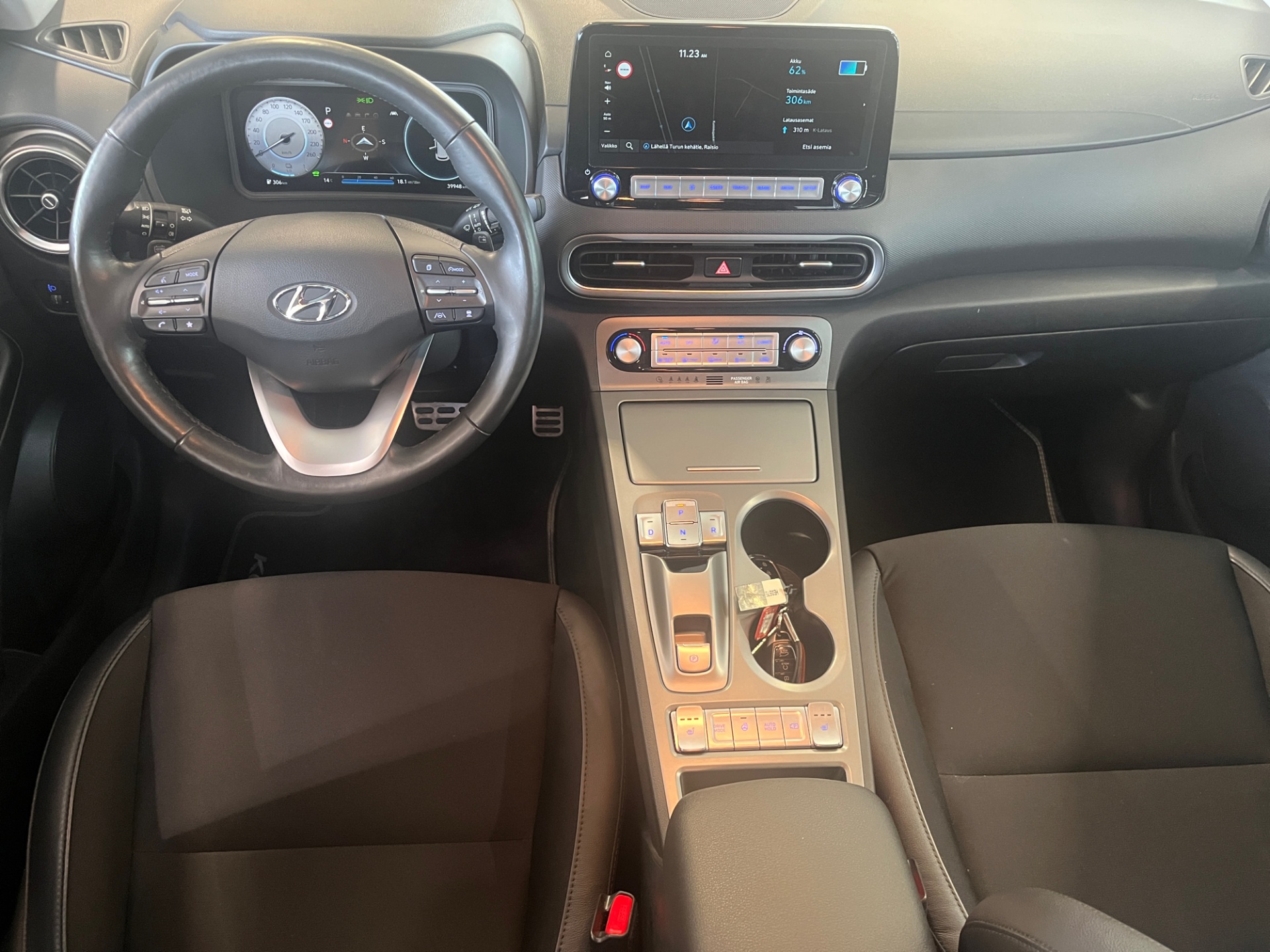 HYUNDAI Kona 2023