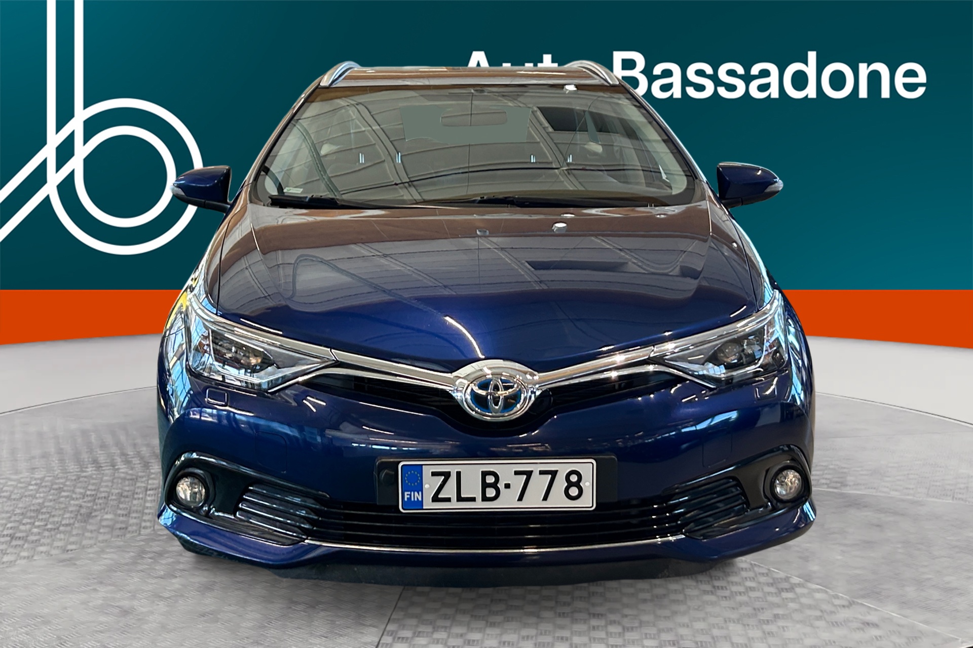 TOYOTA Auris 2016