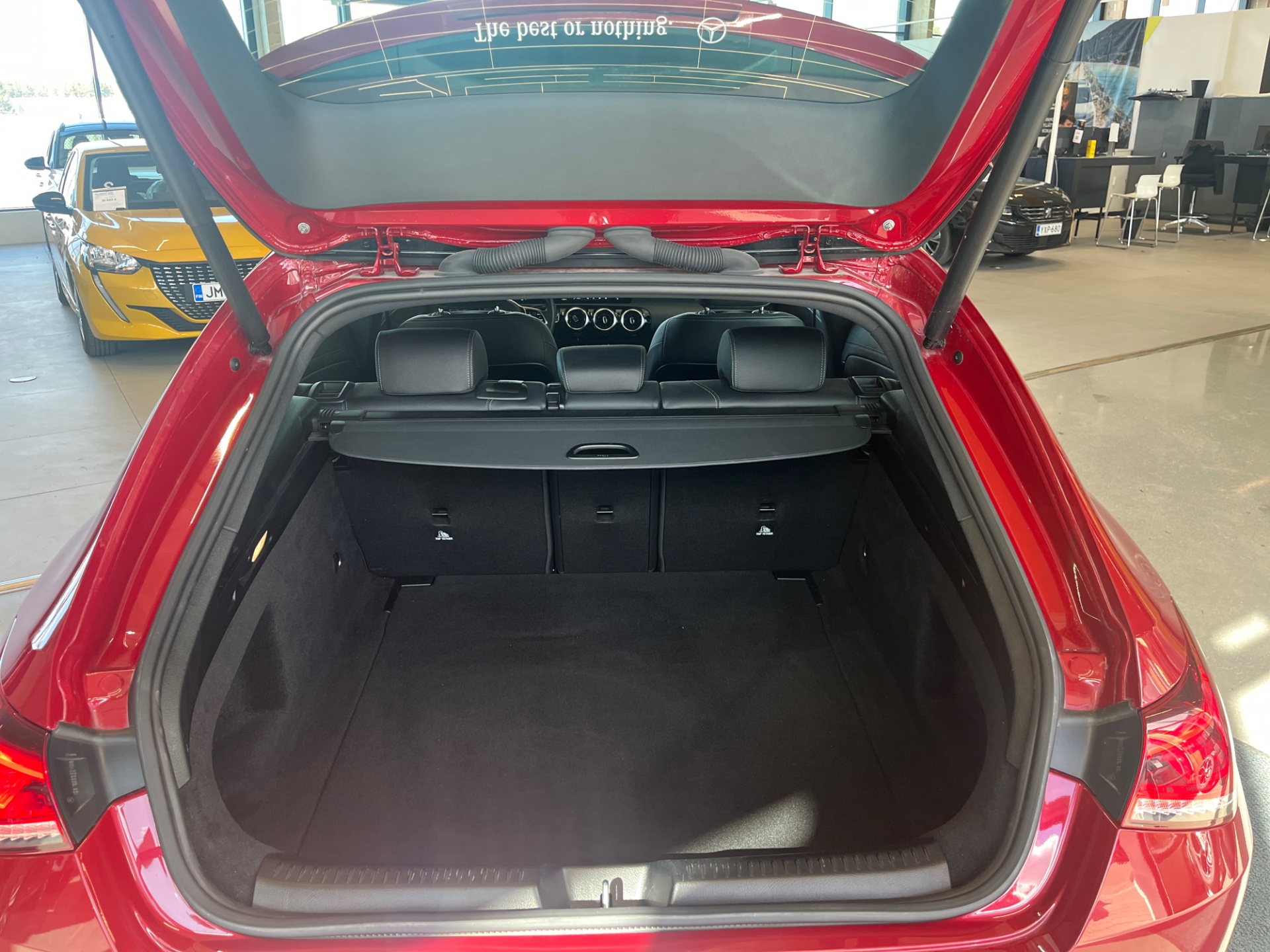 MERCEDES-BENZ CLA 2022