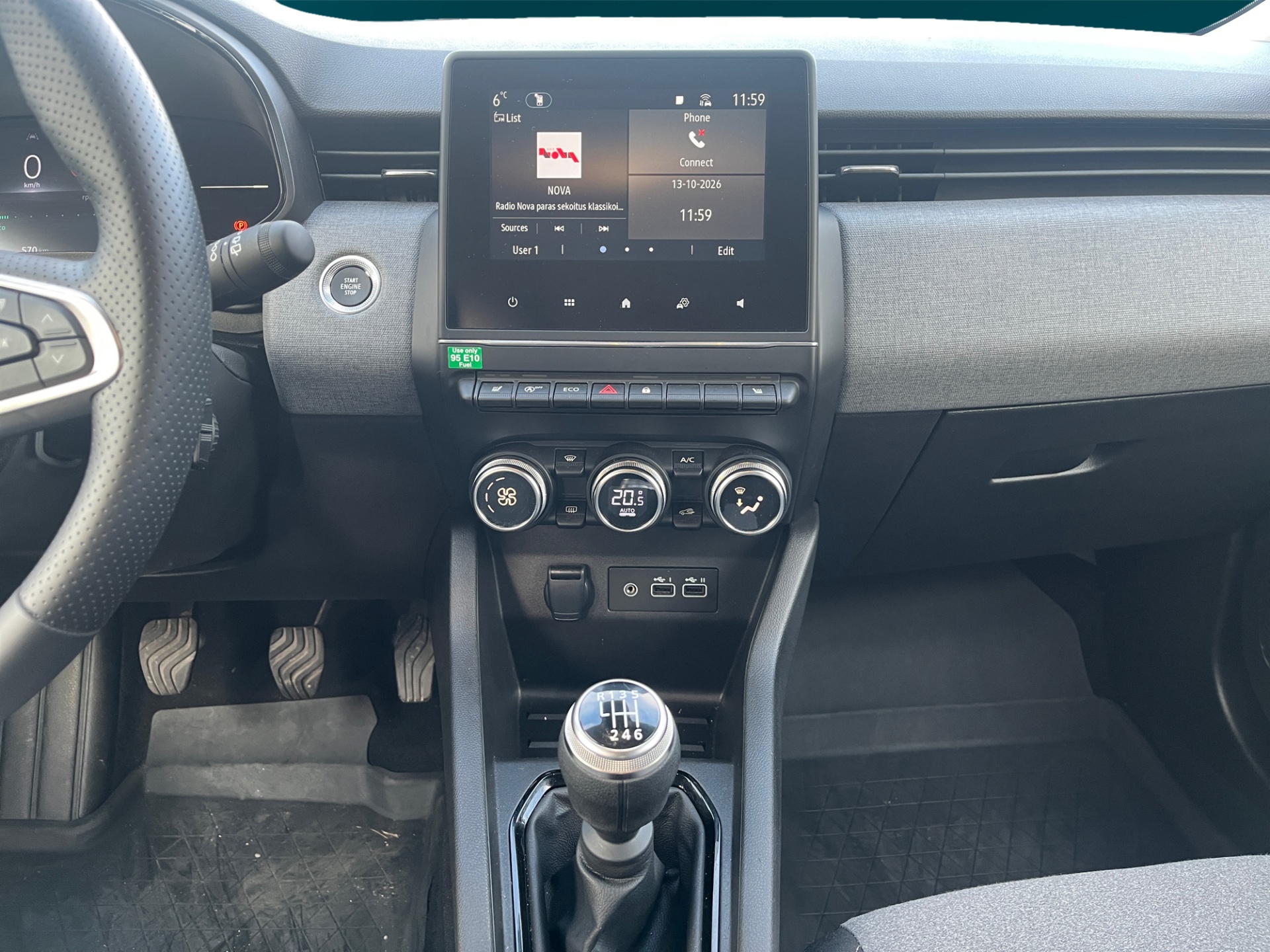 RENAULT Clio 2025