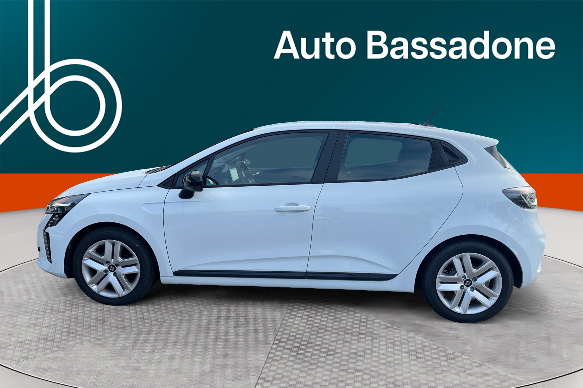 RENAULT Clio 2025