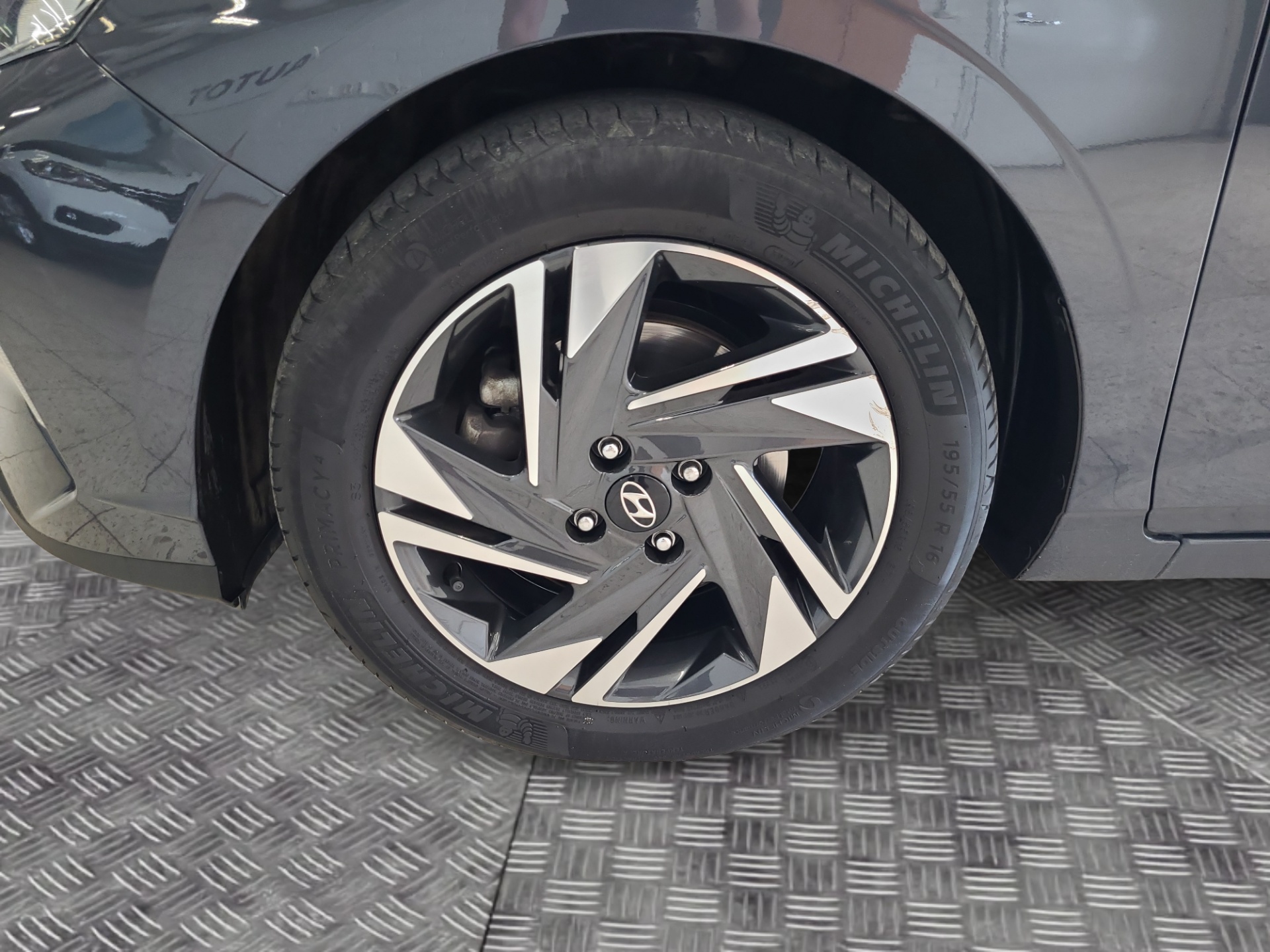 HYUNDAI i20 Hatchback 2021