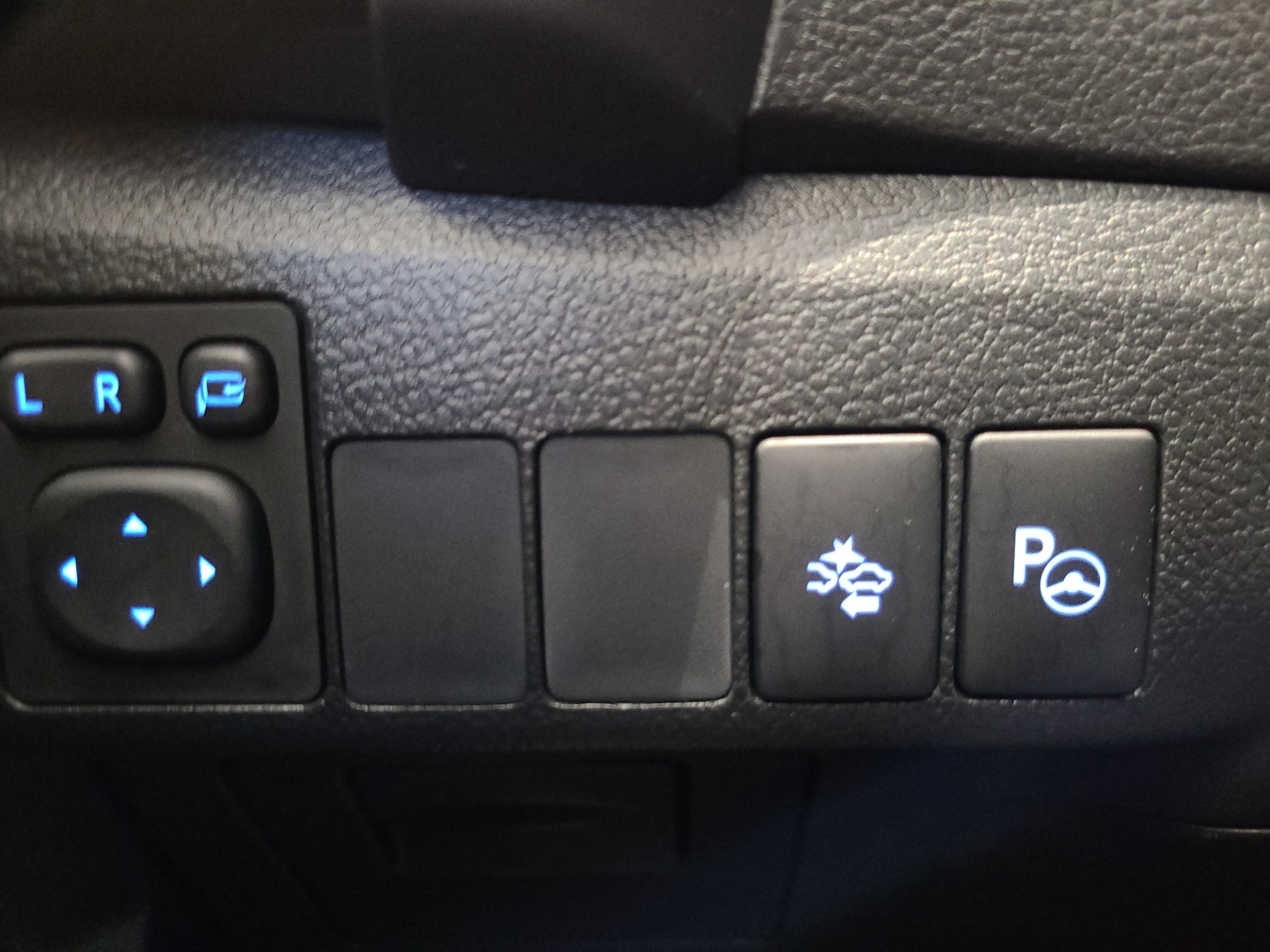 TOYOTA Auris 2017