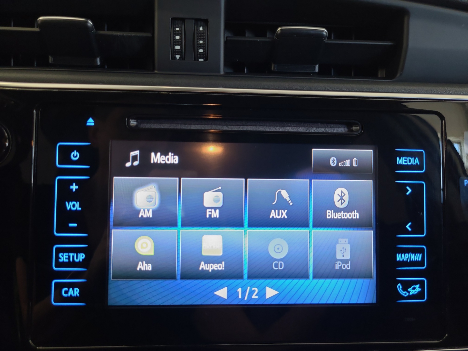 TOYOTA Auris 2017
