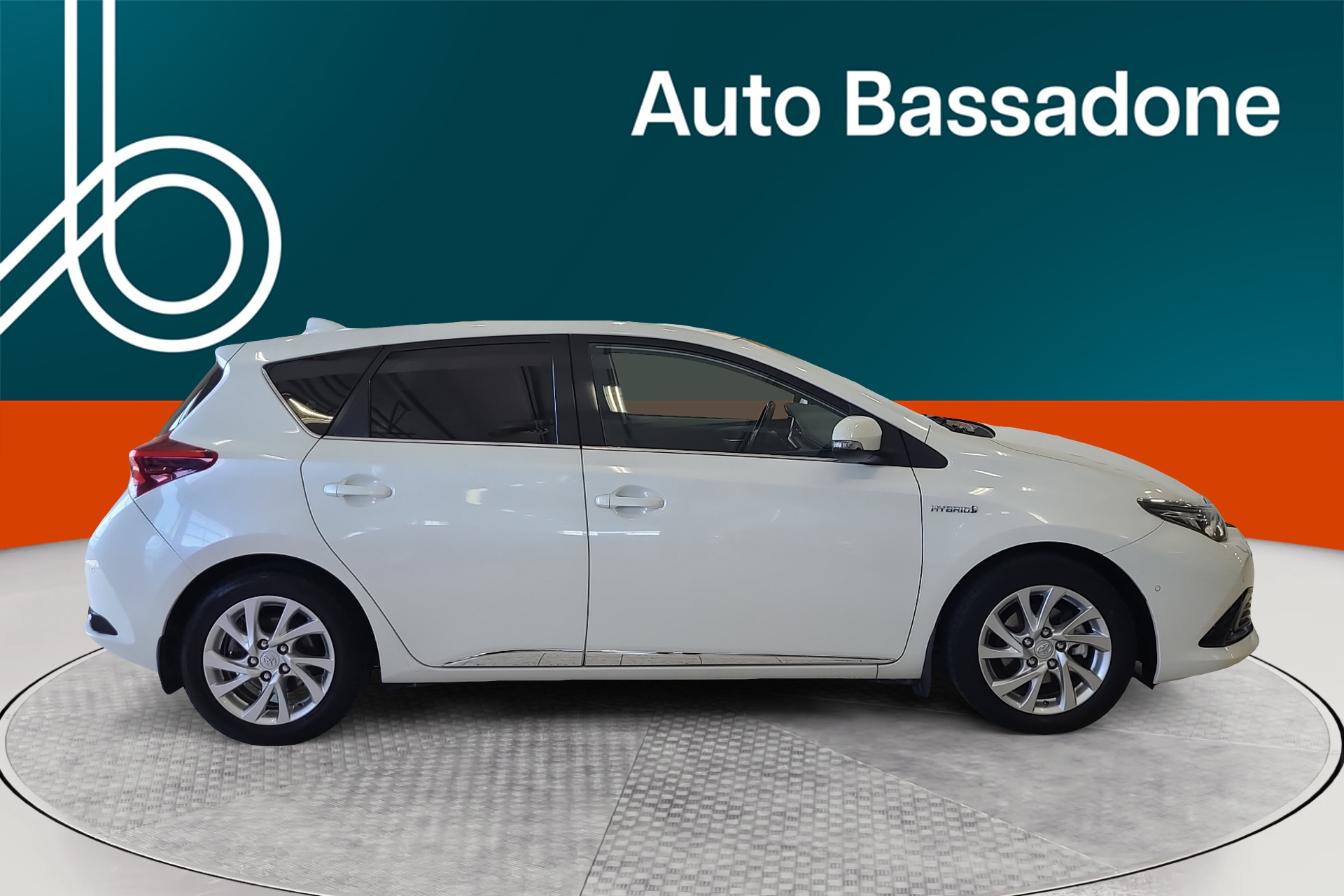 TOYOTA Auris 2017