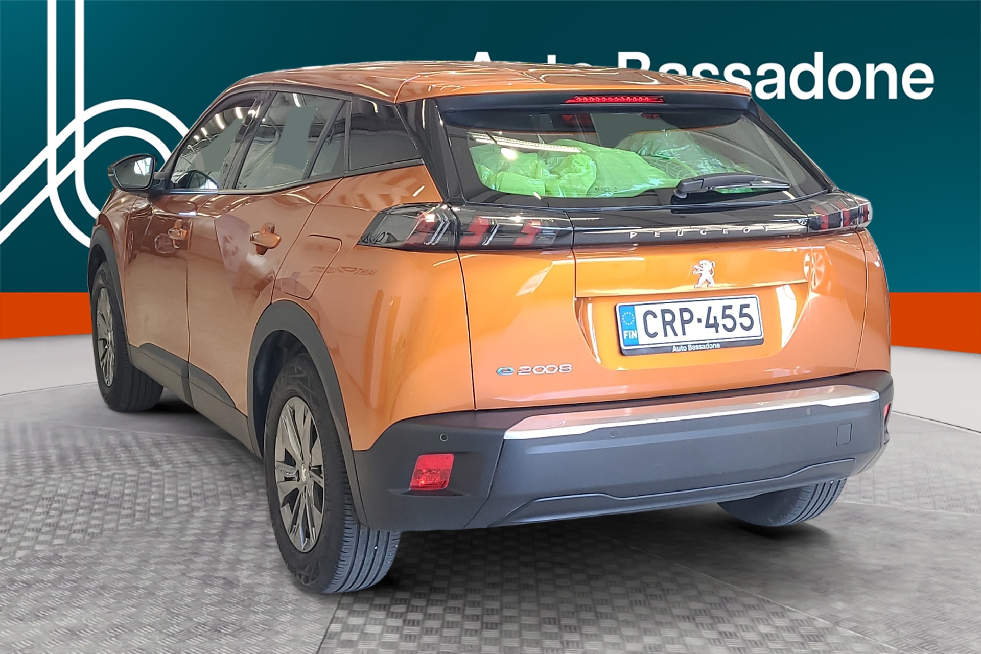PEUGEOT e-2008 2023