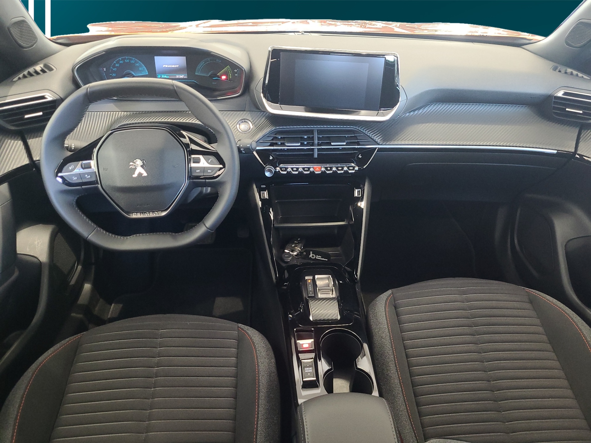 PEUGEOT e-2008 2023