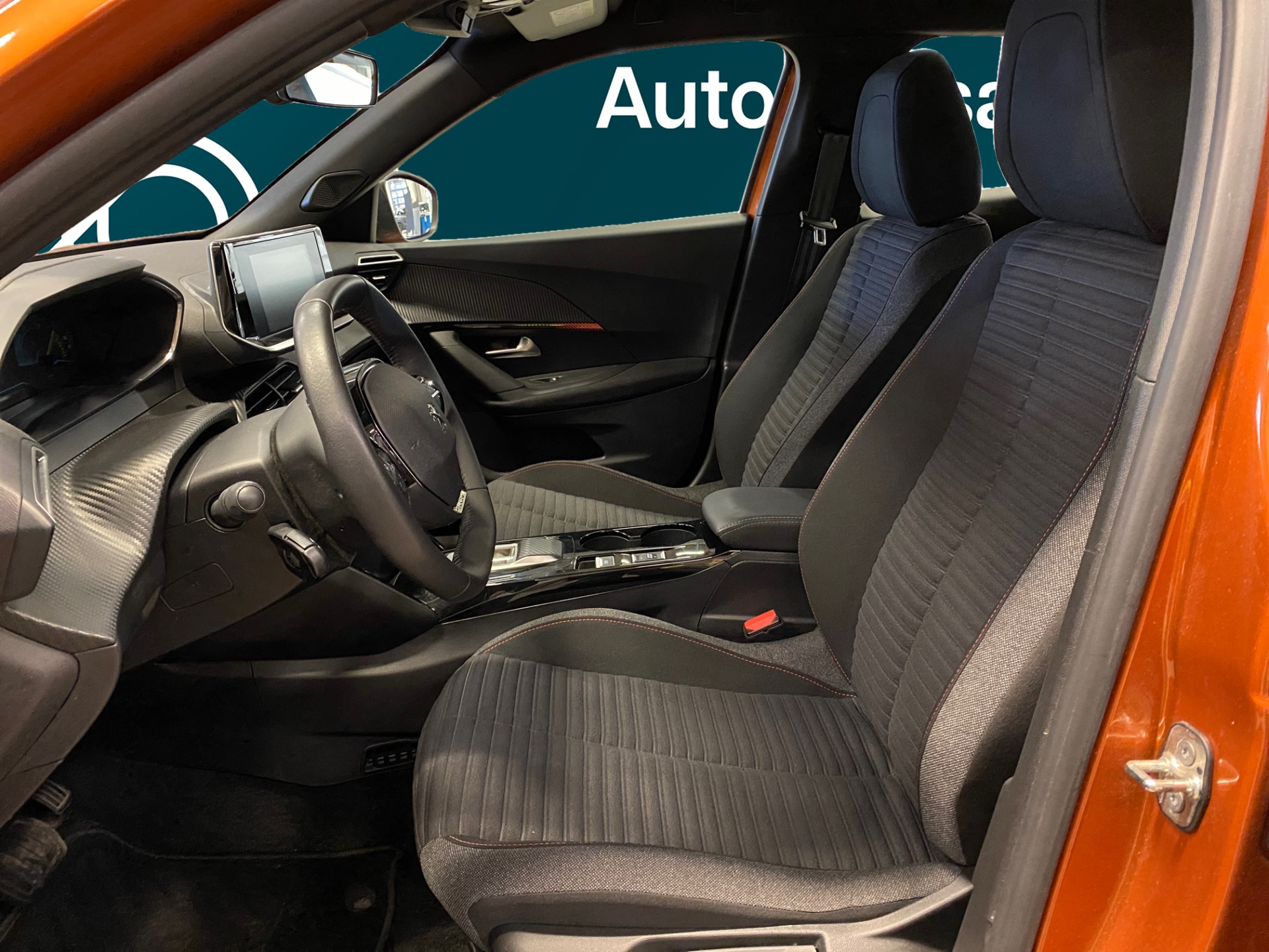 Peugeot e-2008 2023
