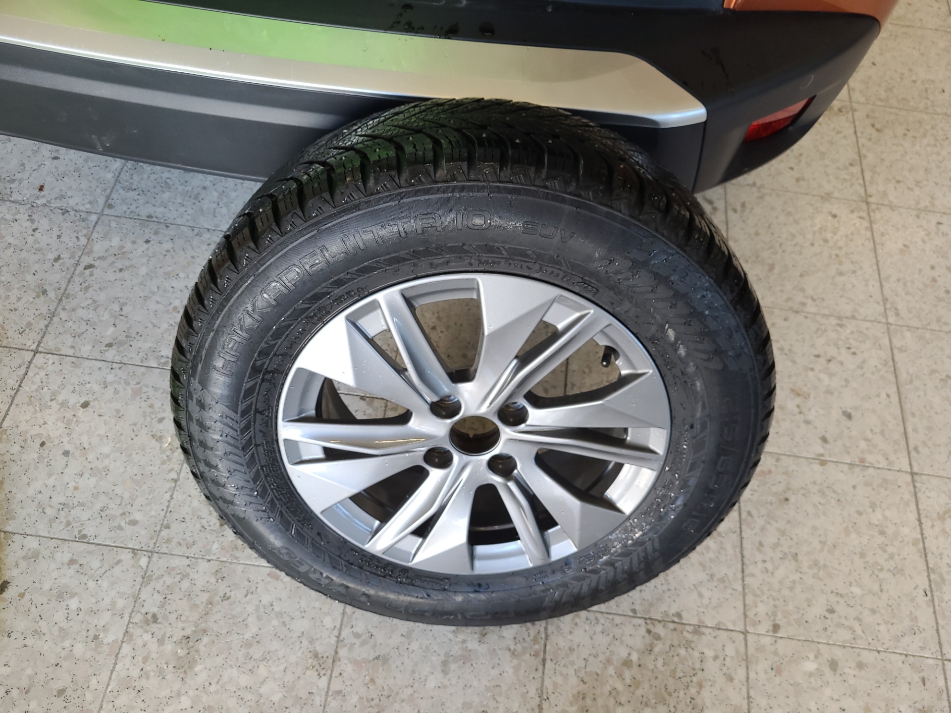 PEUGEOT e-2008 2023