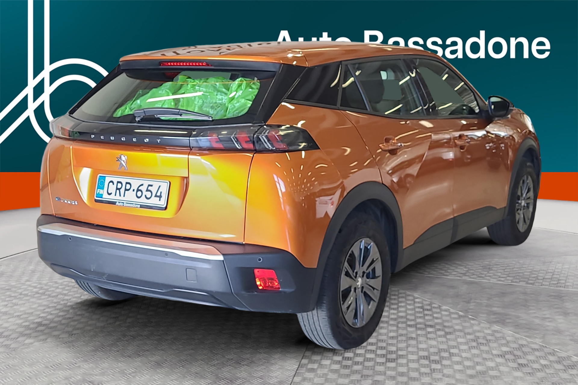 PEUGEOT e-2008 2023