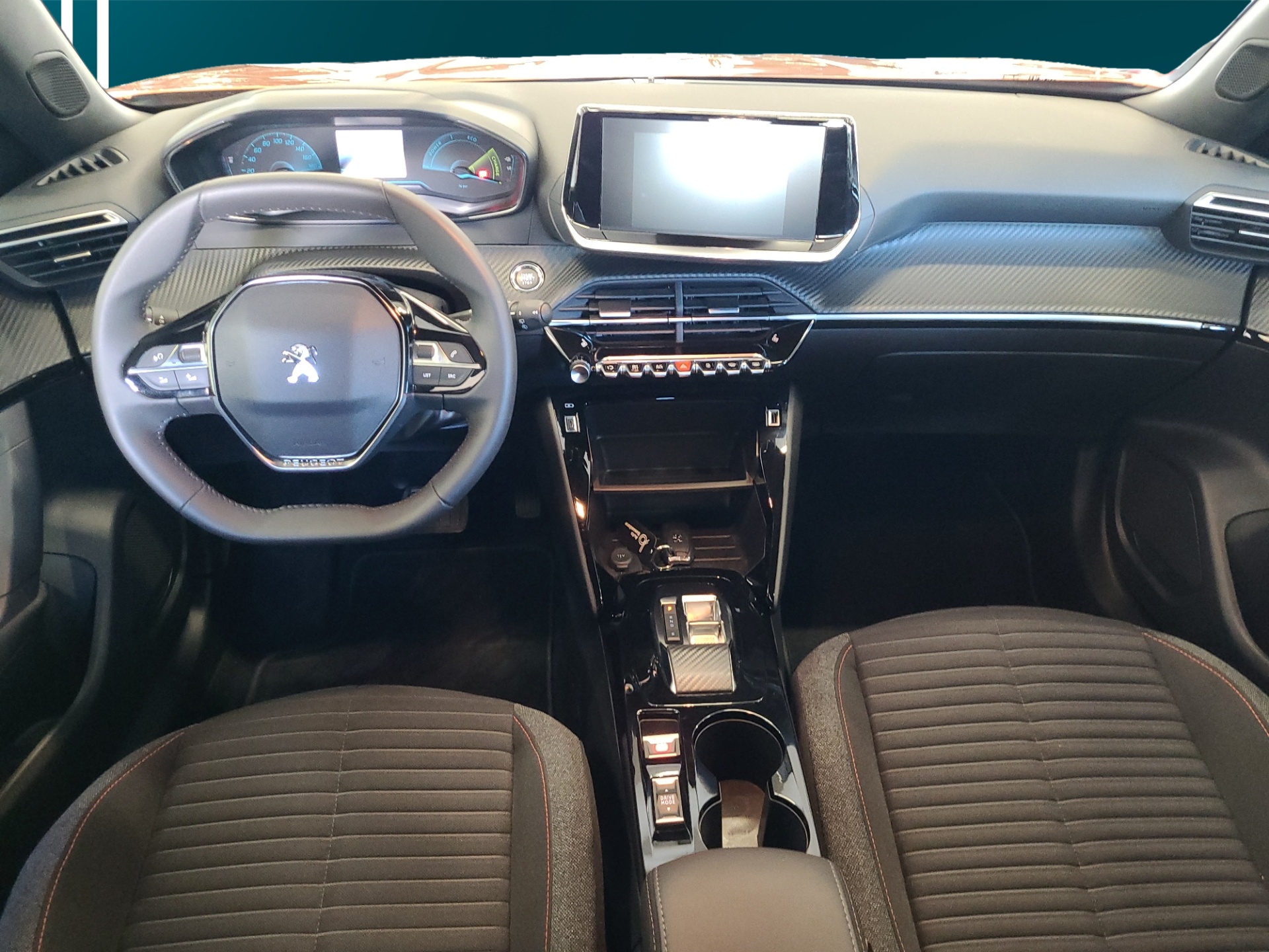 PEUGEOT e-2008 2023