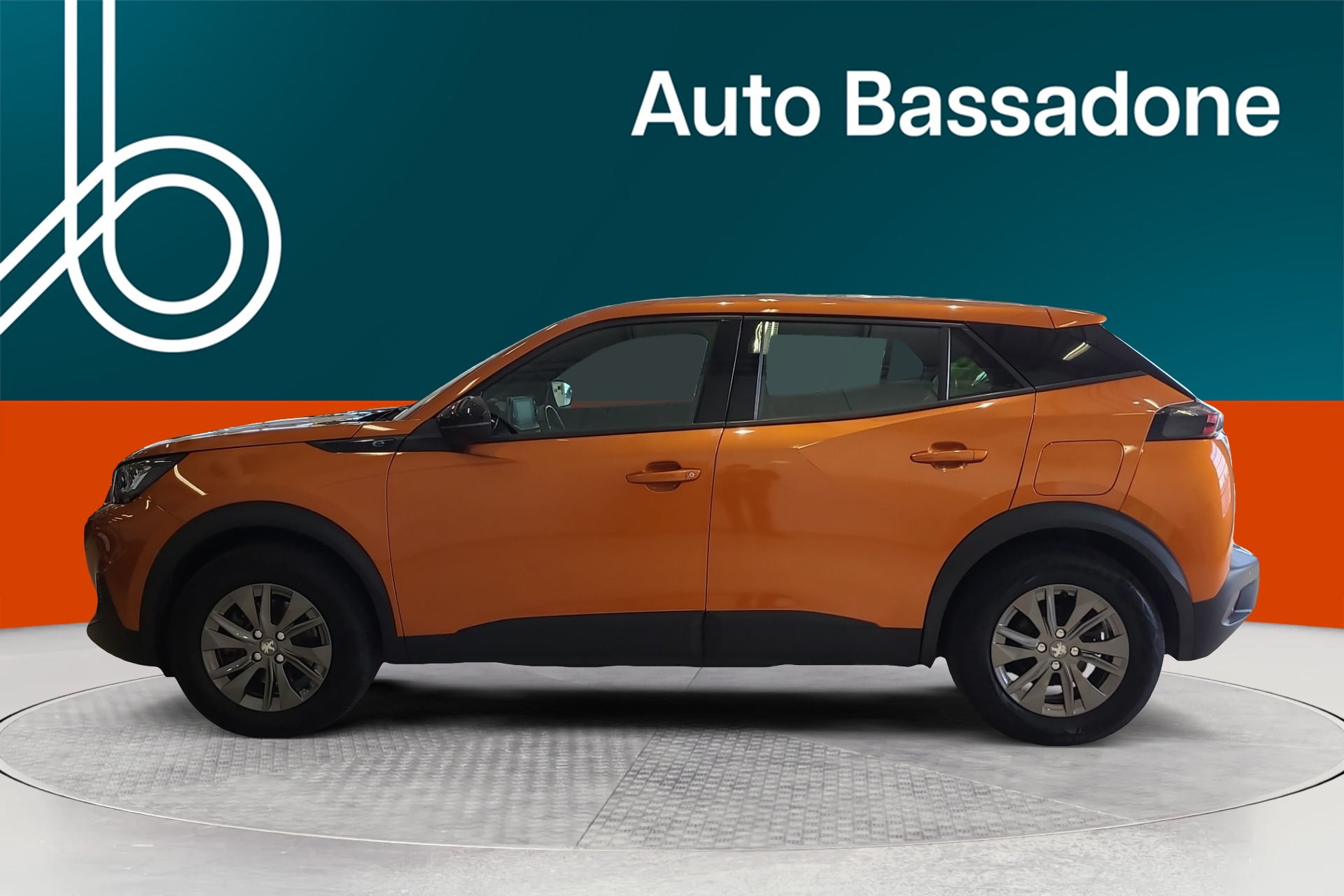 PEUGEOT e-2008 2023