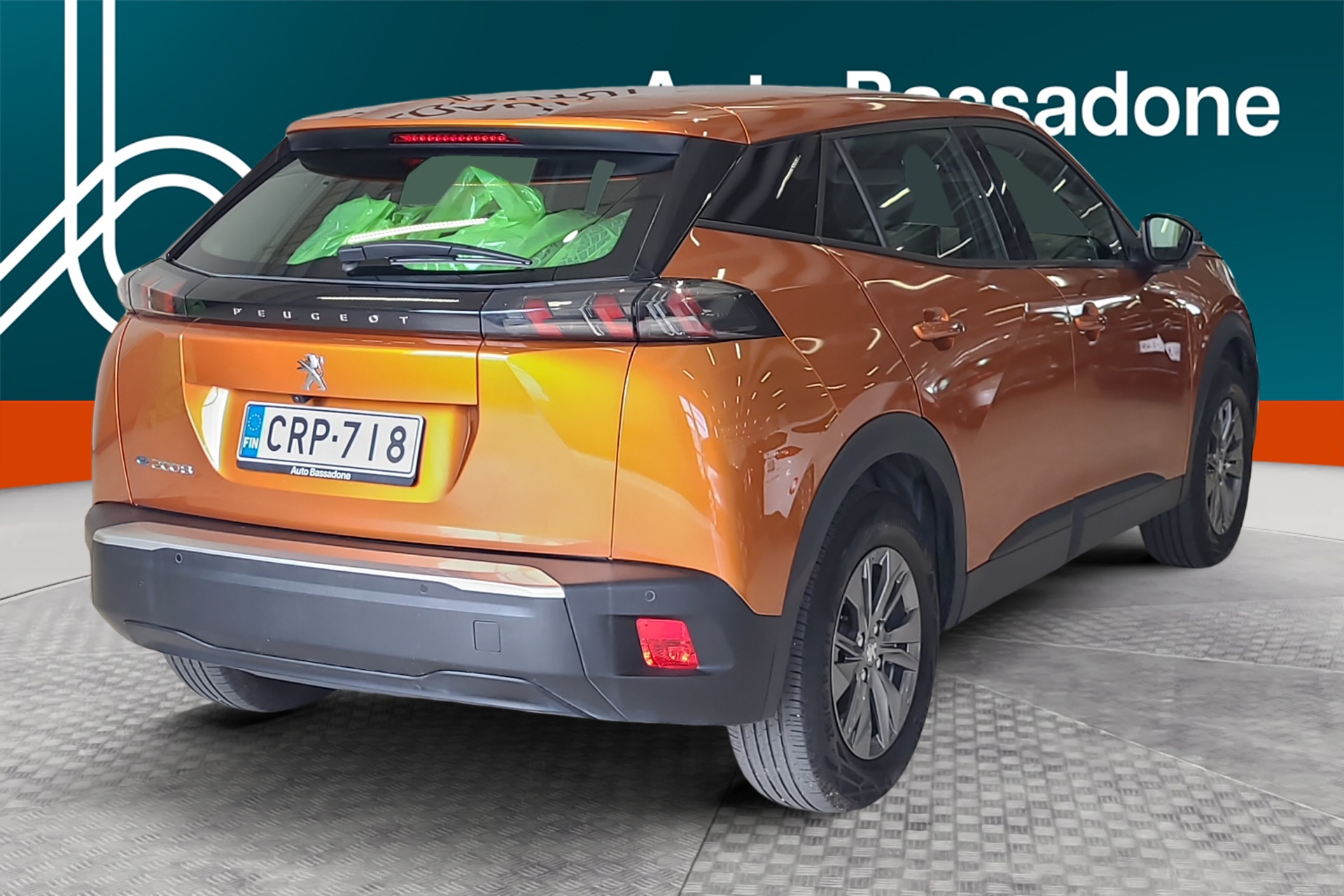 PEUGEOT e-2008 2023
