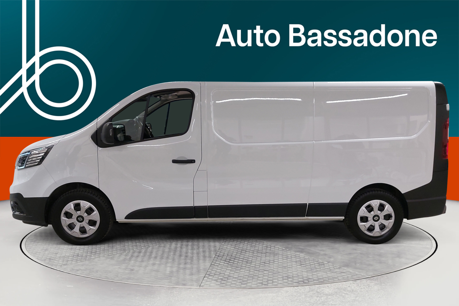 RENAULT Trafic 2024