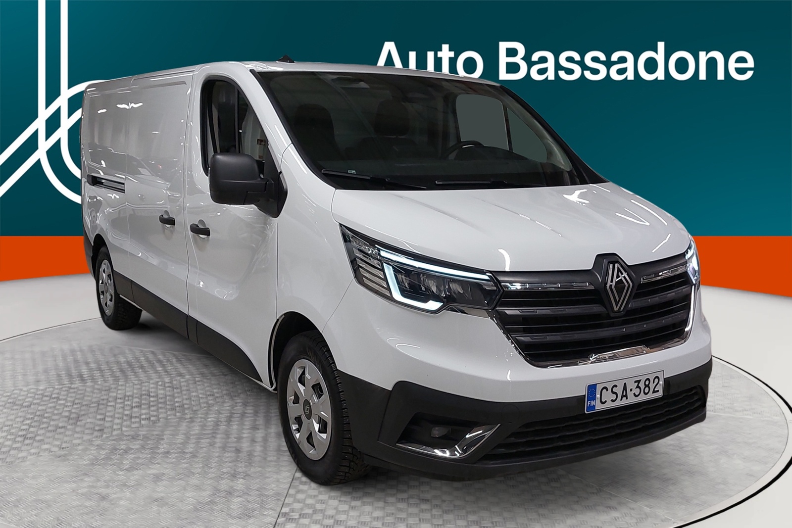 RENAULT Trafic 2024