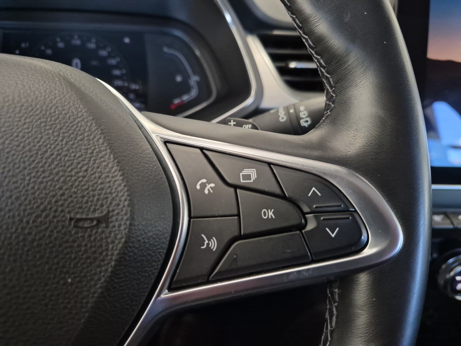 RENAULT Captur 2021