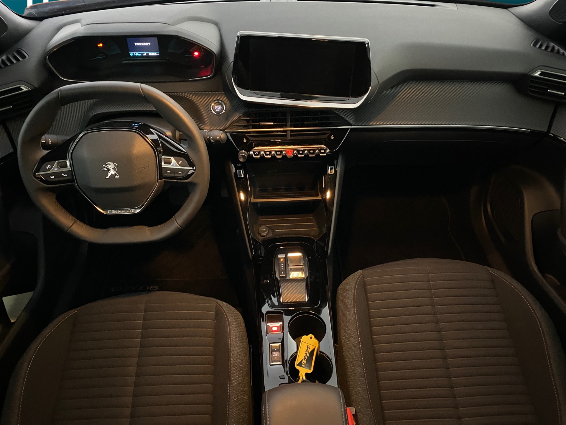 Peugeot e-2008 2023