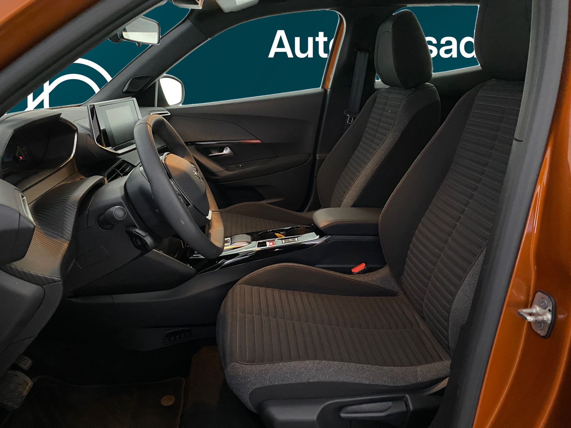 Peugeot e-2008 2023