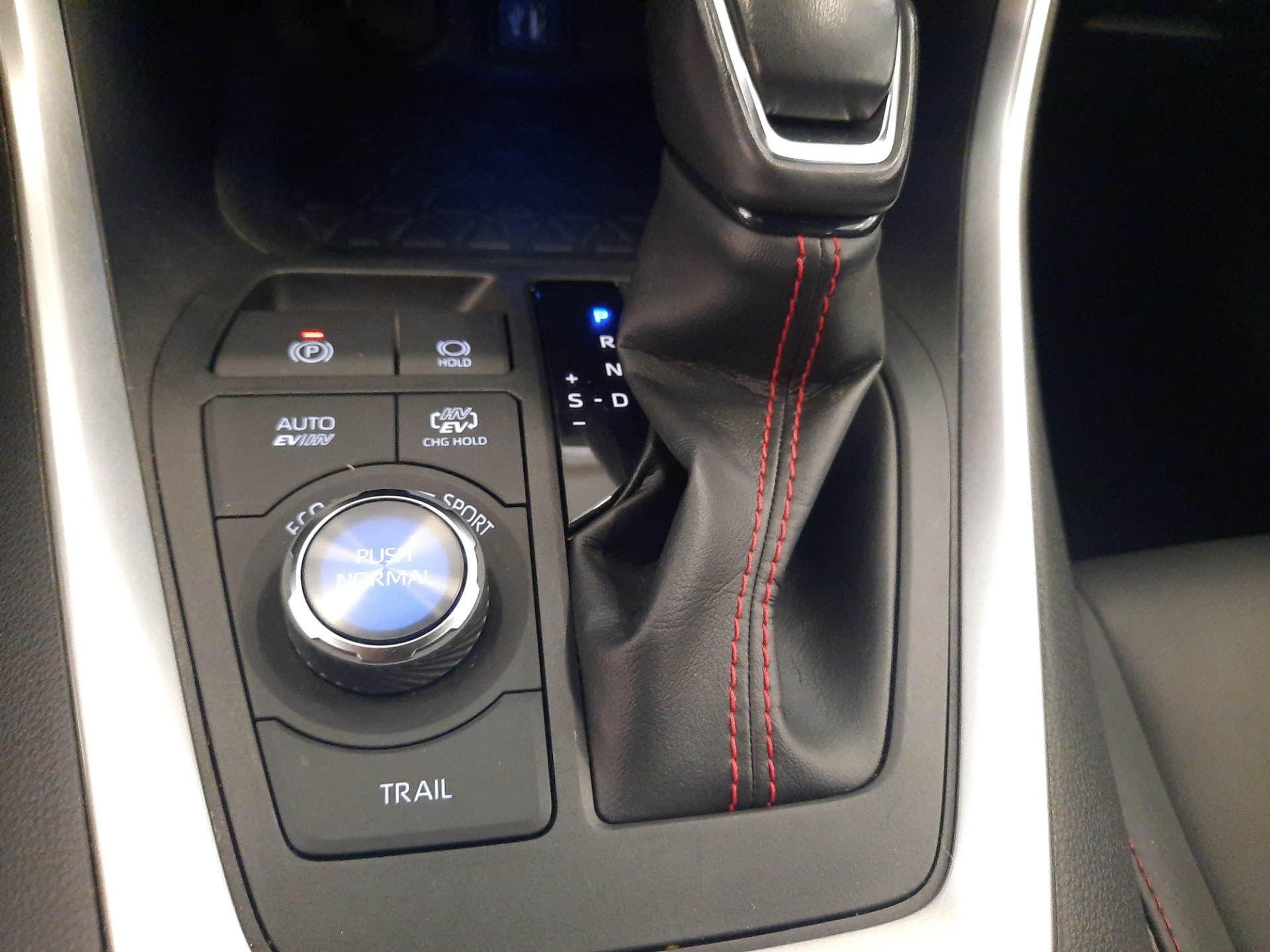 SUZUKI Across 2024