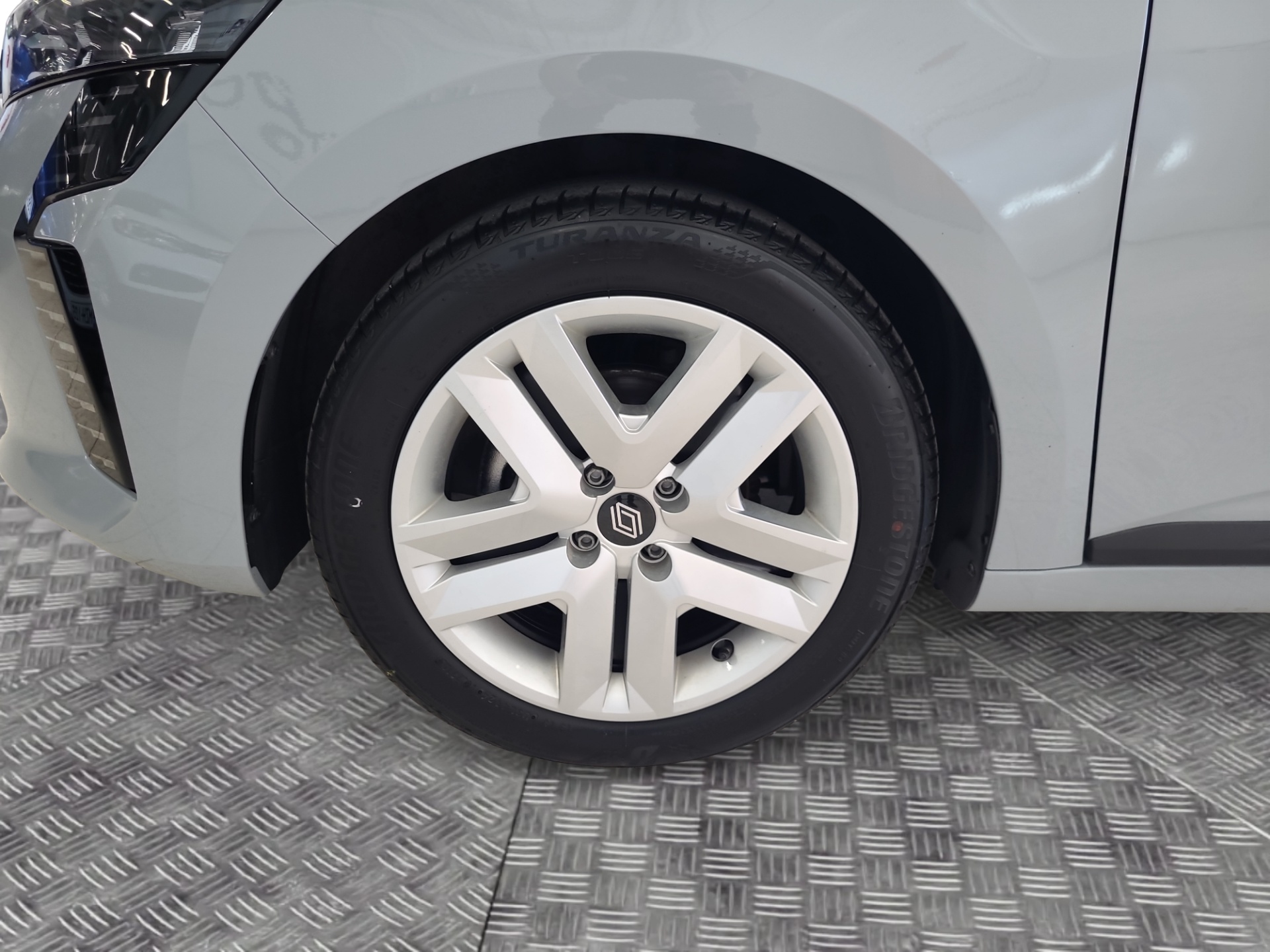 RENAULT Clio 2024