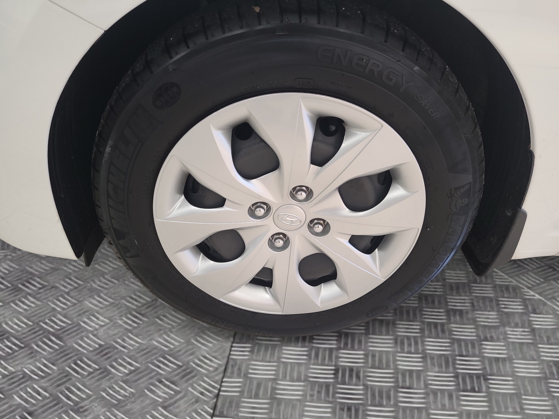 HYUNDAI i20 Hatchback 2019