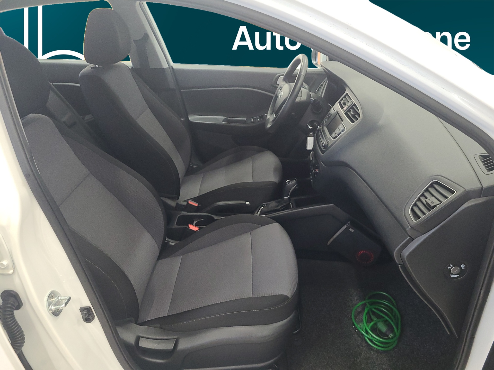 HYUNDAI i20 Hatchback 2019