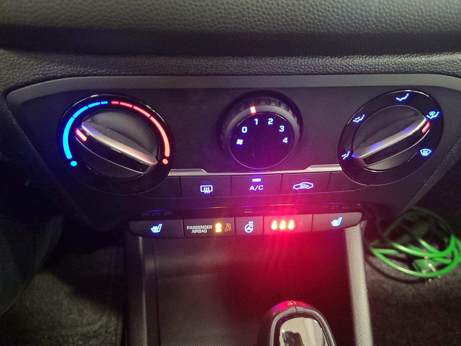 HYUNDAI i20 Hatchback 2019