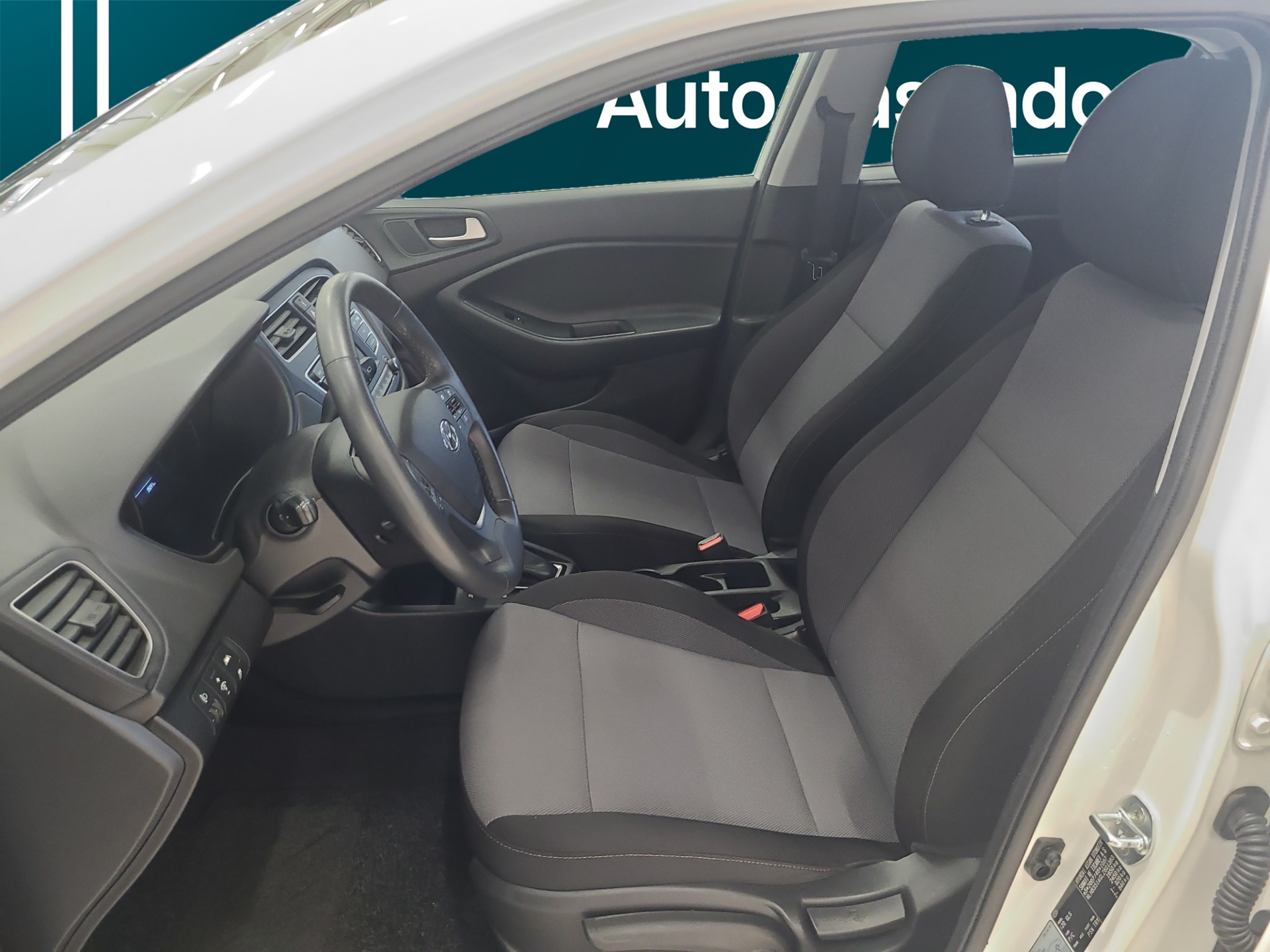 HYUNDAI i20 Hatchback 2019