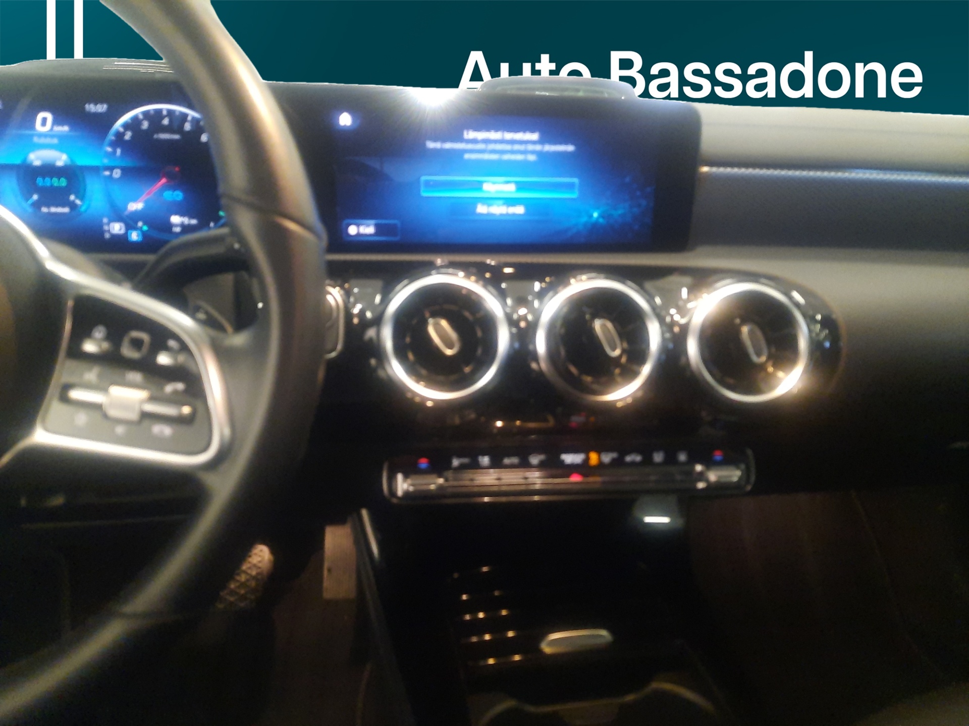 MERCEDES-BENZ CLA 2021