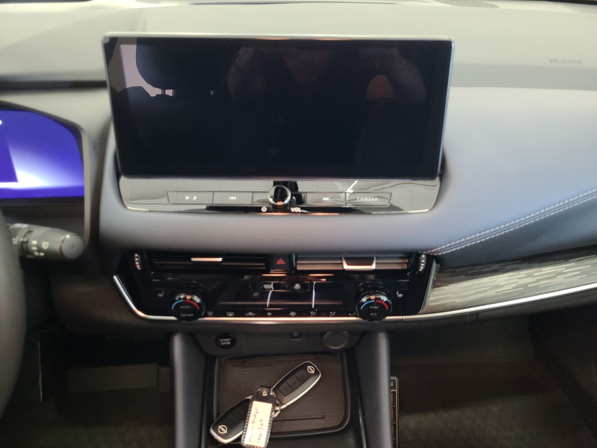 NISSAN Qashqai 2023