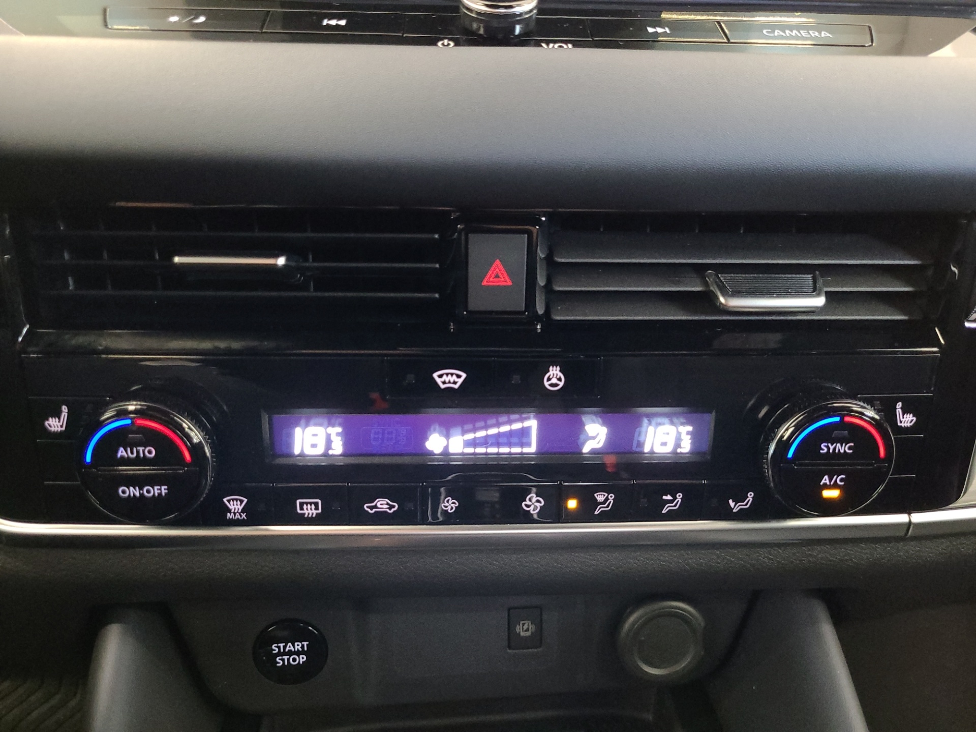 NISSAN Qashqai 2023