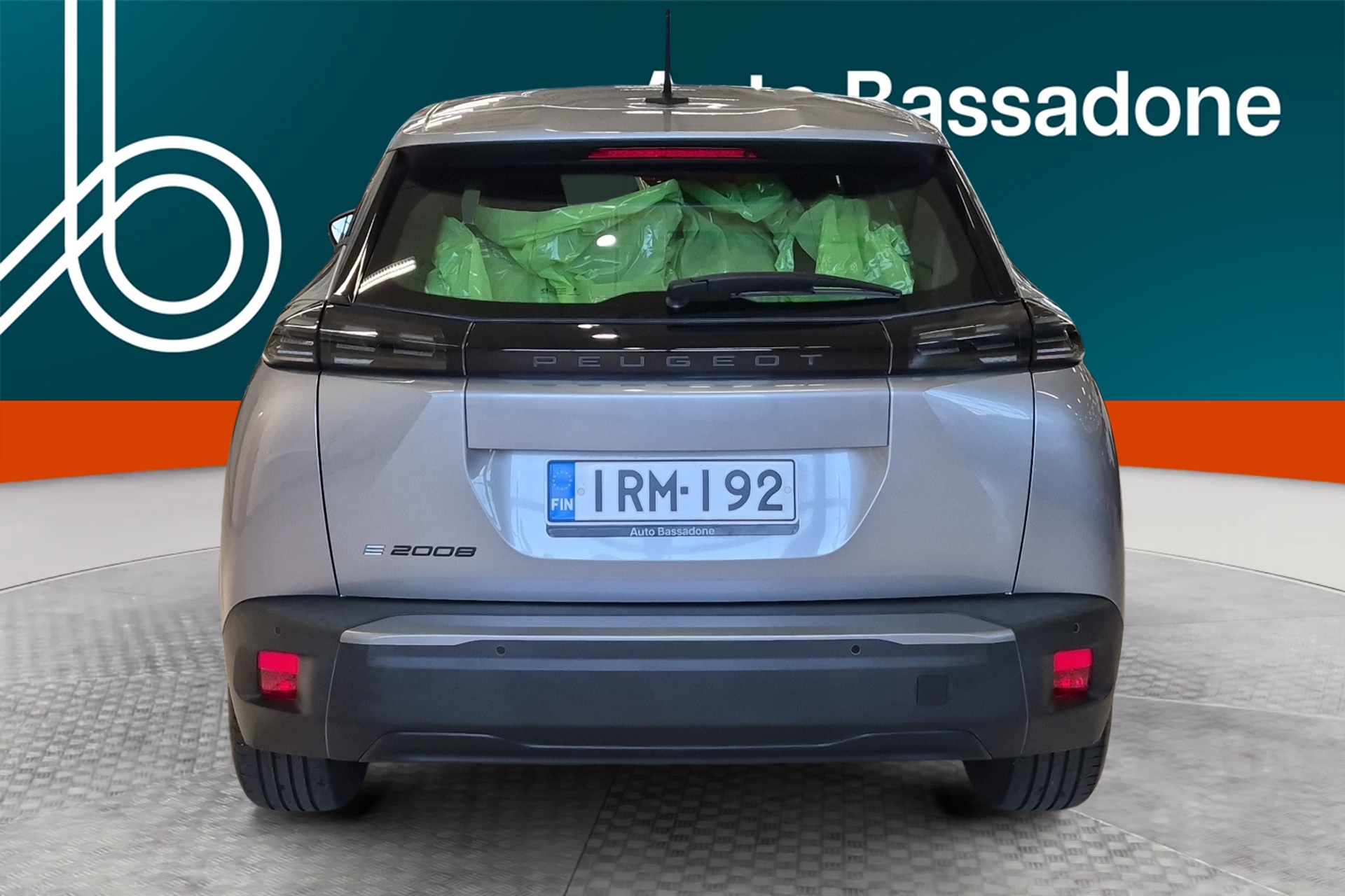 PEUGEOT e-2008 2023