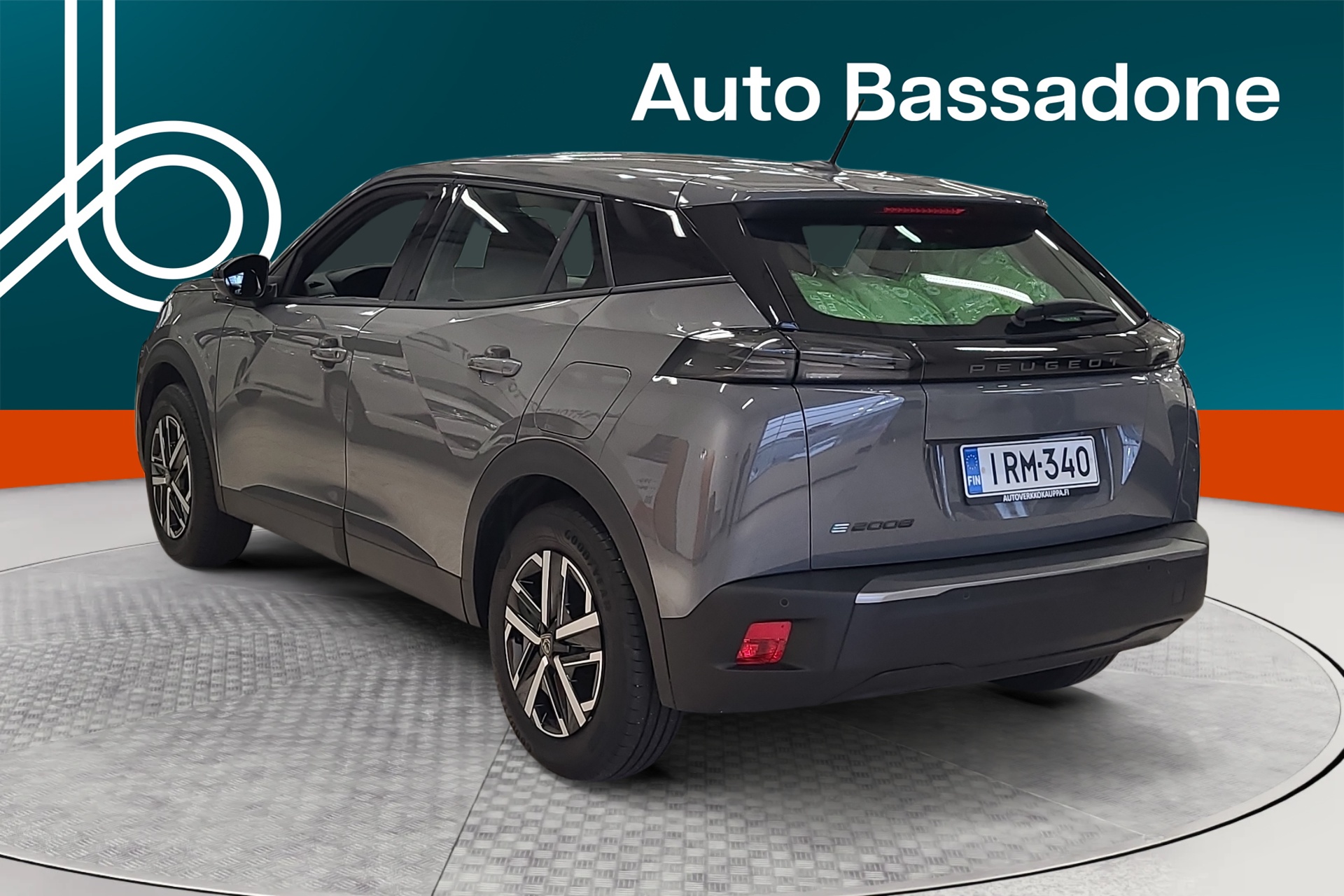 PEUGEOT e-2008 2023