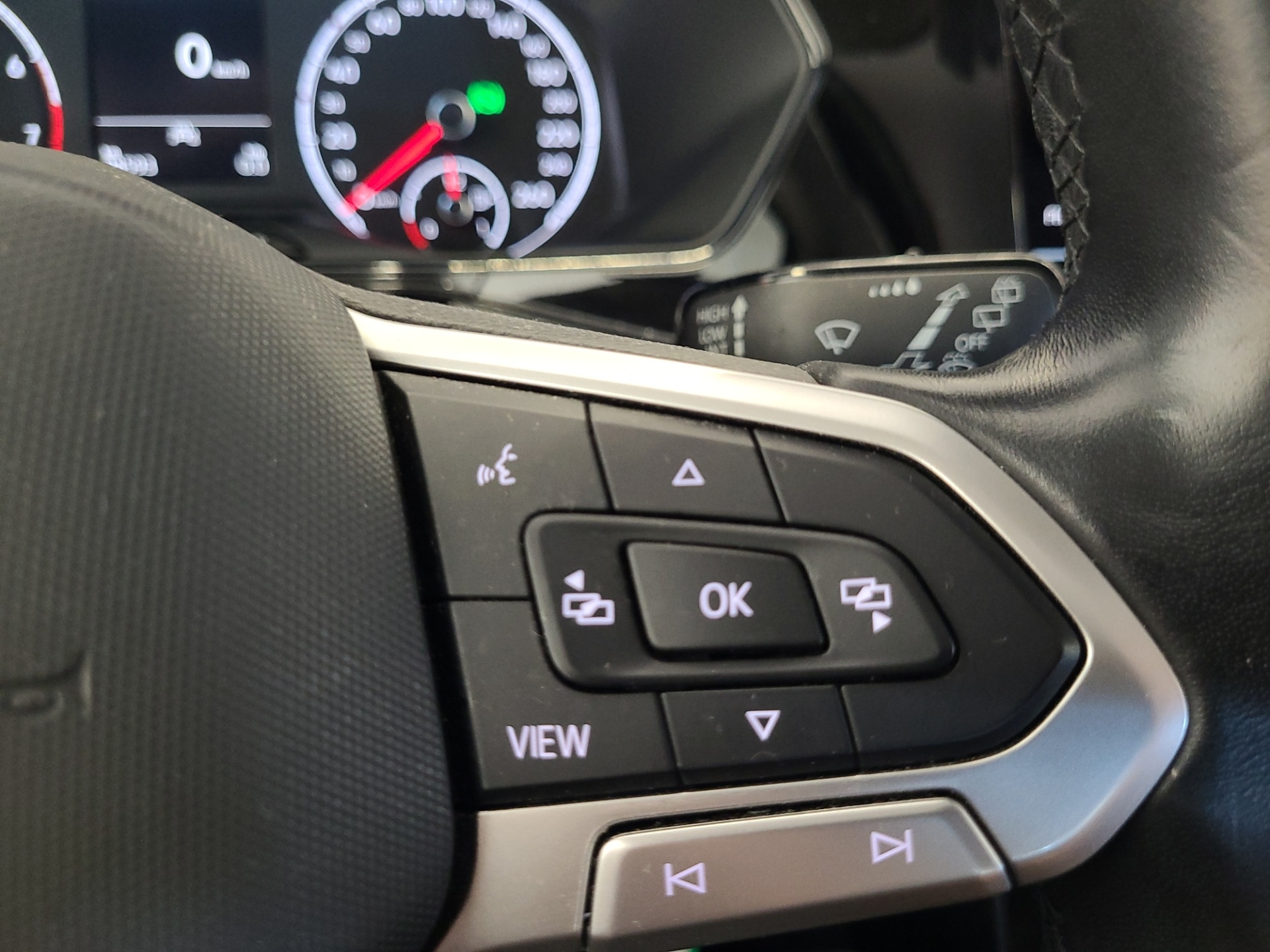 VOLKSWAGEN T-Cross 2021