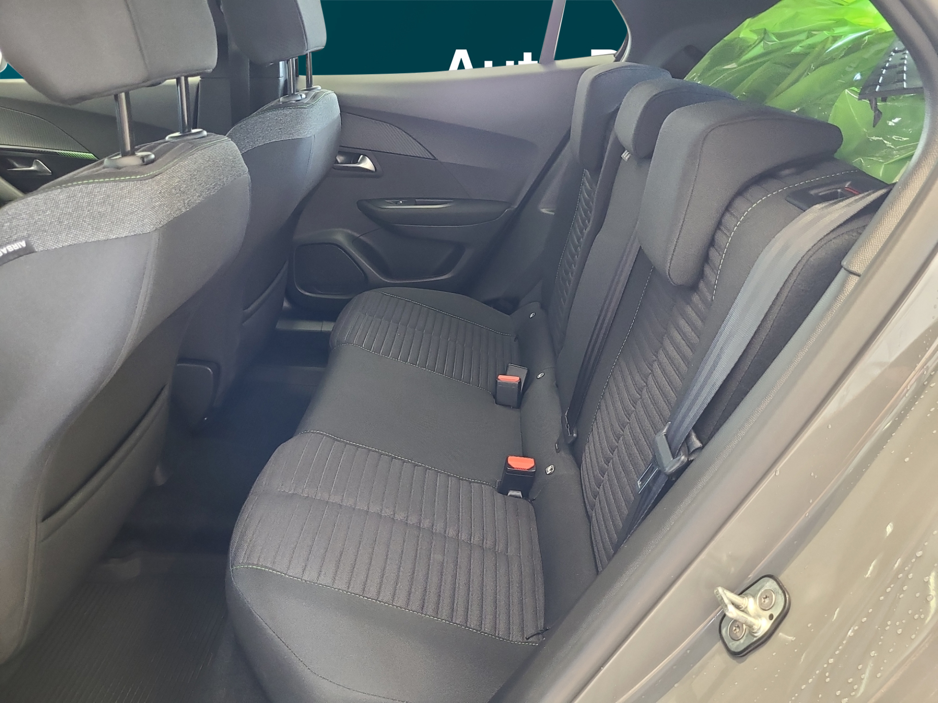 PEUGEOT 2008 2024