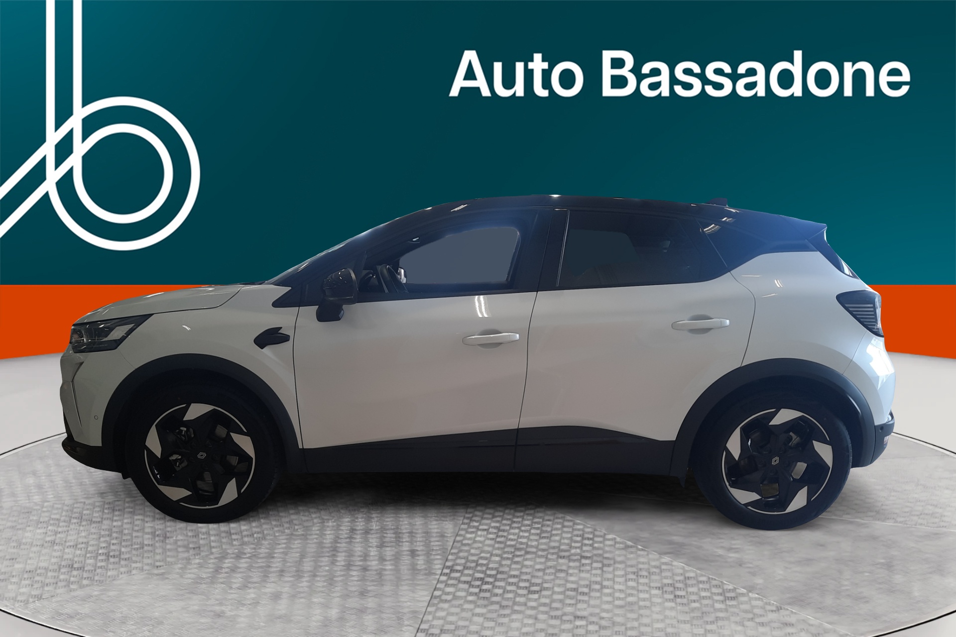 RENAULT Captur 2024