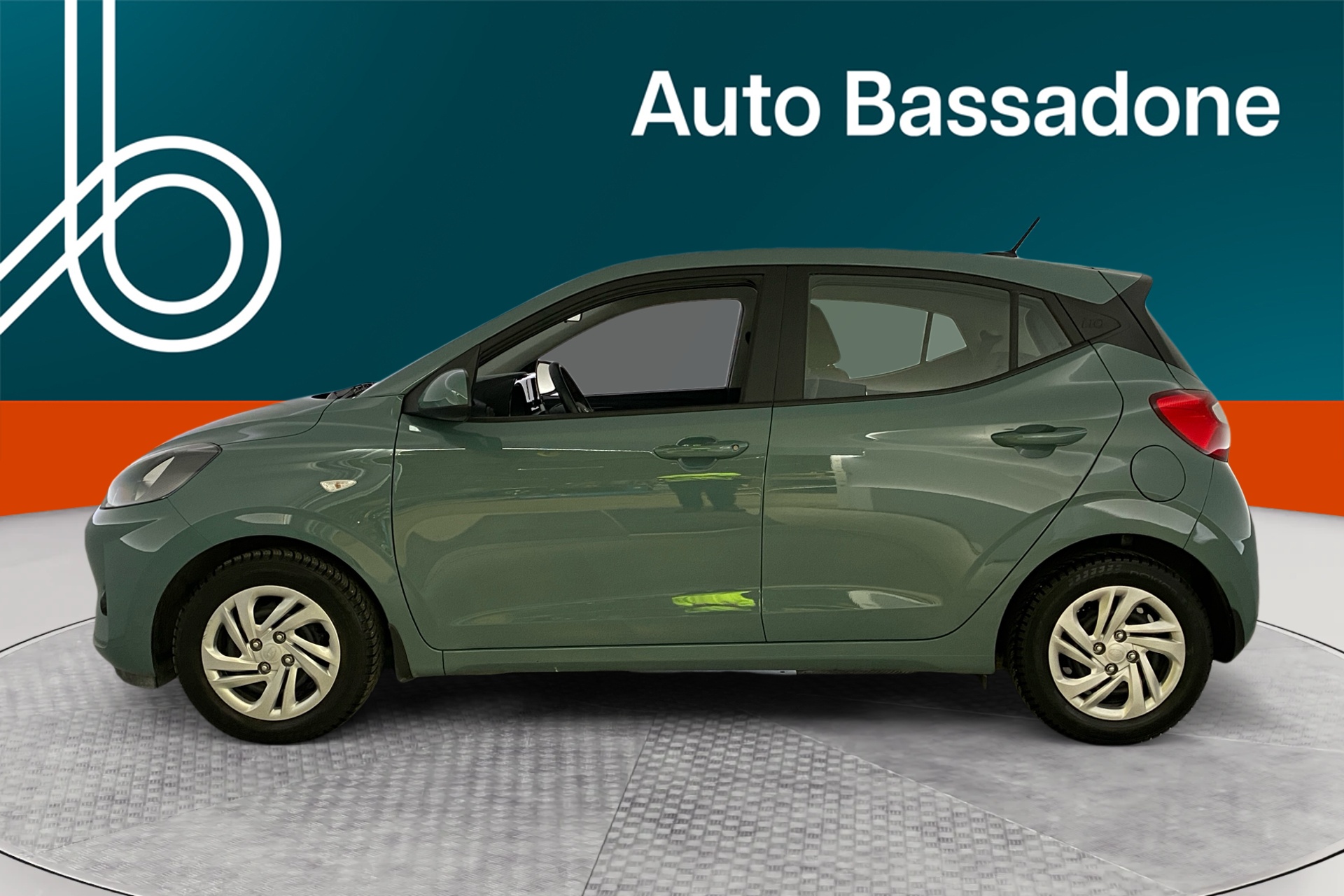 HYUNDAI i10 2024