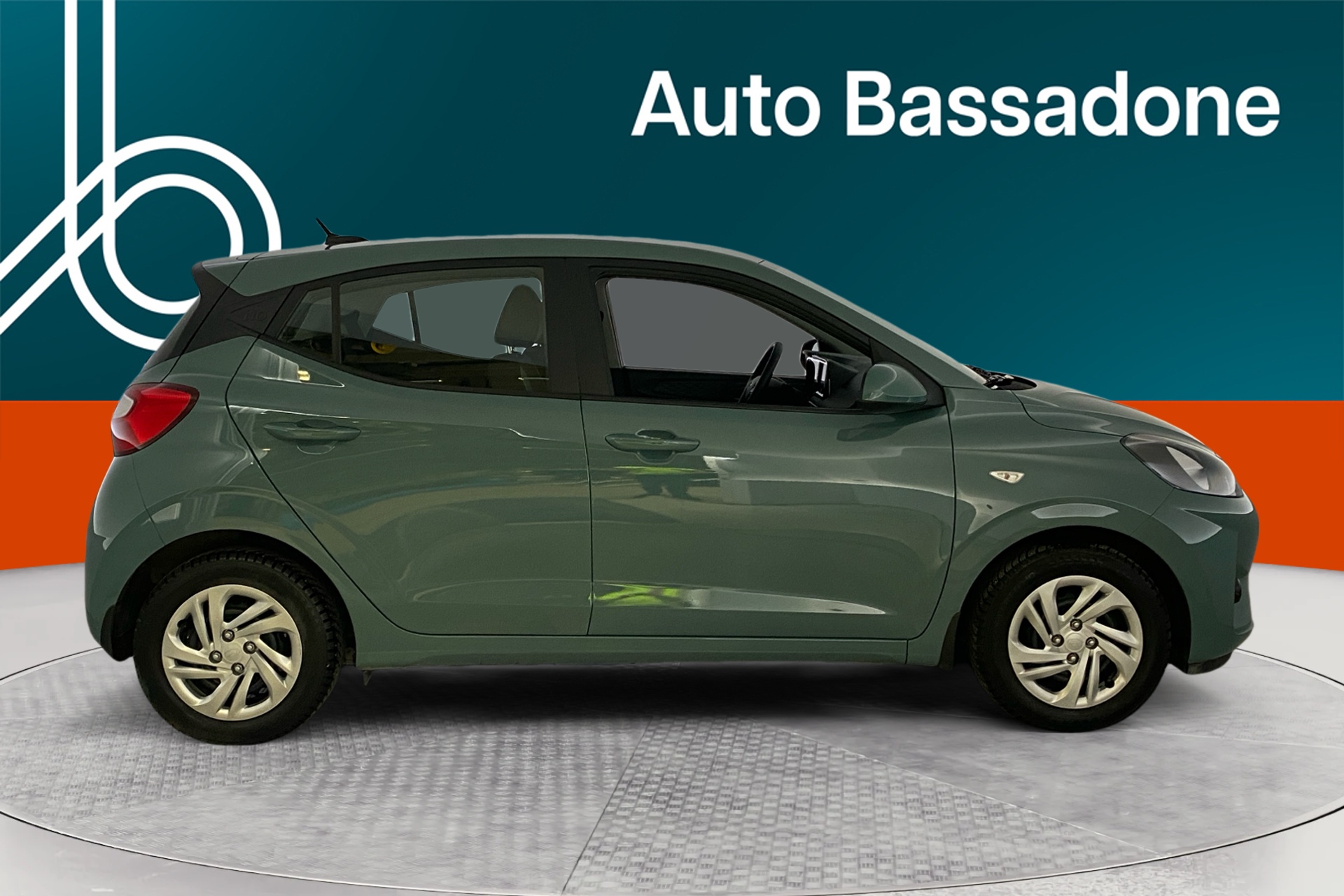 HYUNDAI i10 2024