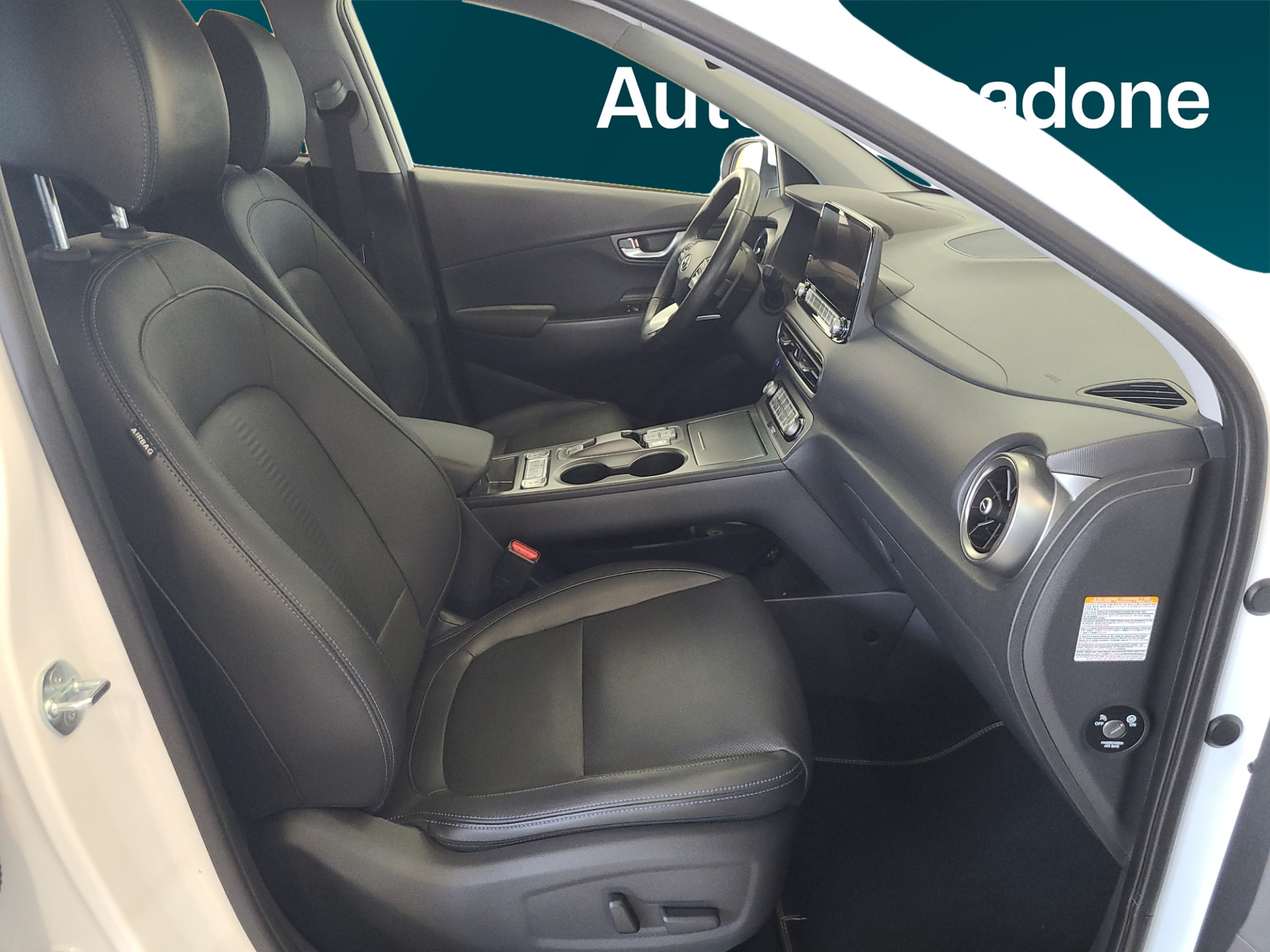 HYUNDAI Kona 2024