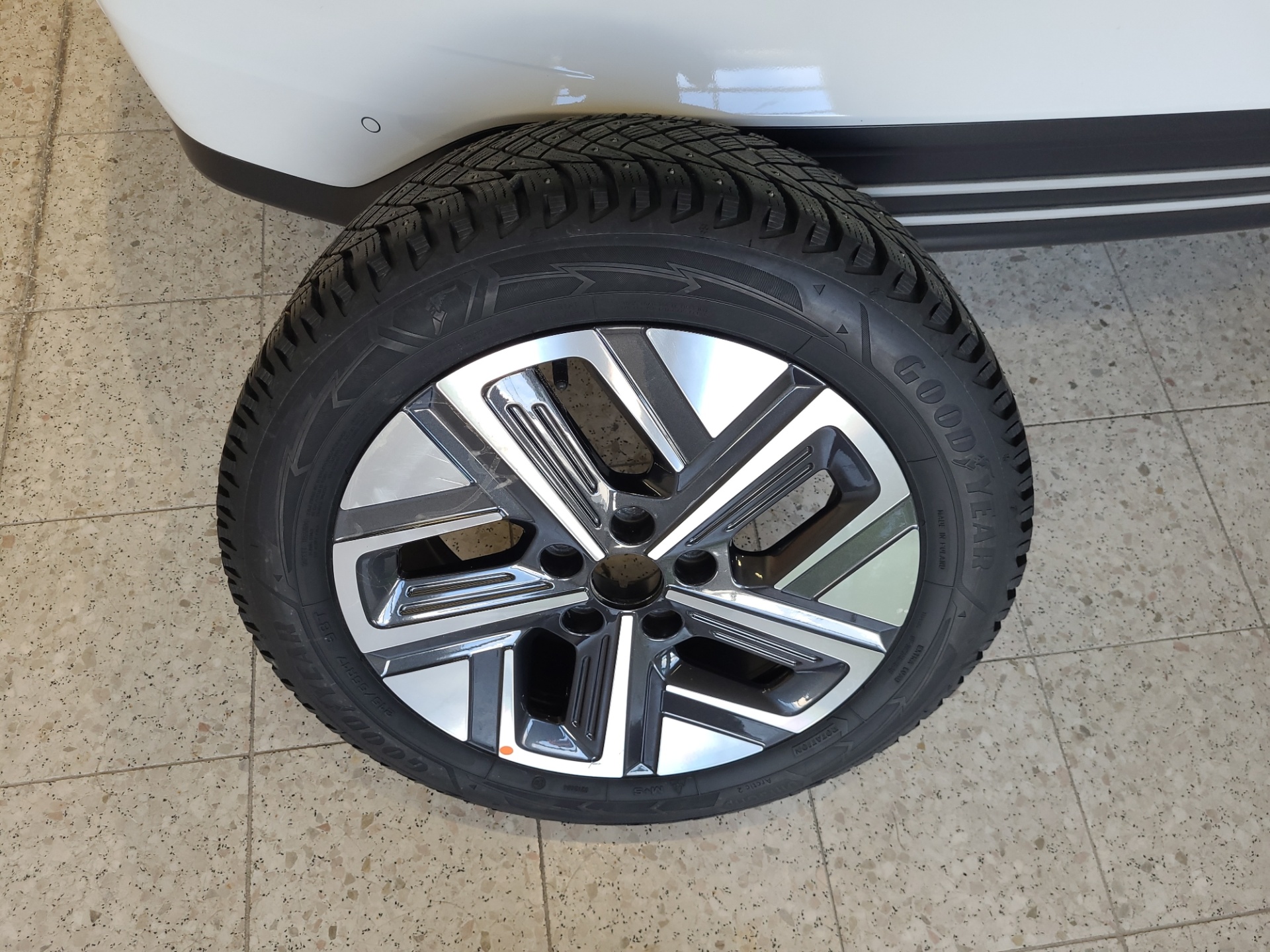 HYUNDAI Kona 2024